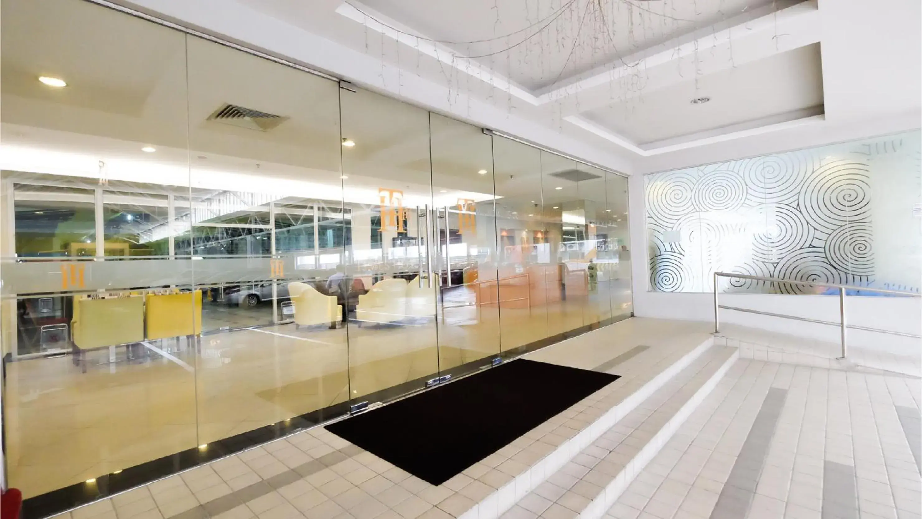 Facade/entrance in Times Hotel Brunei Facade/entrance in Times Hotel Brunei