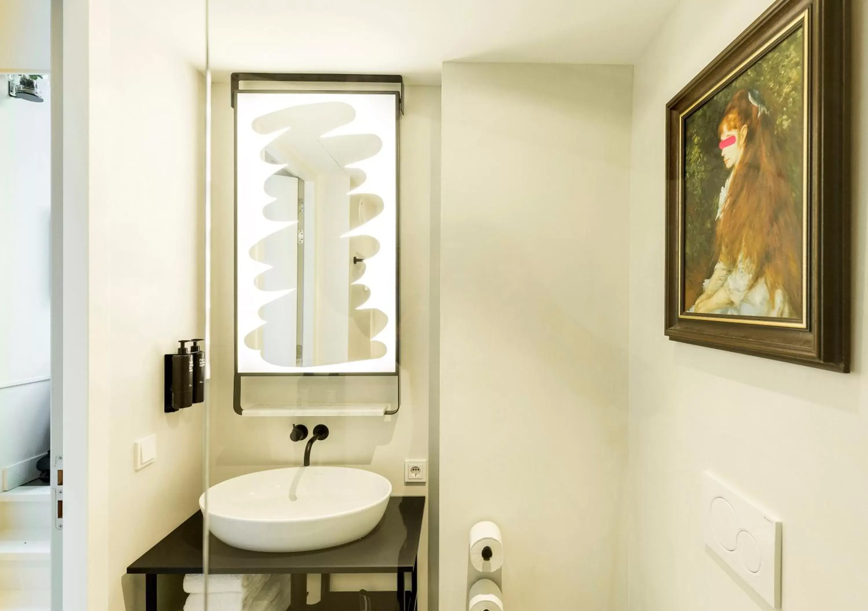 Bathroom in Conscious Hotel Westerpark