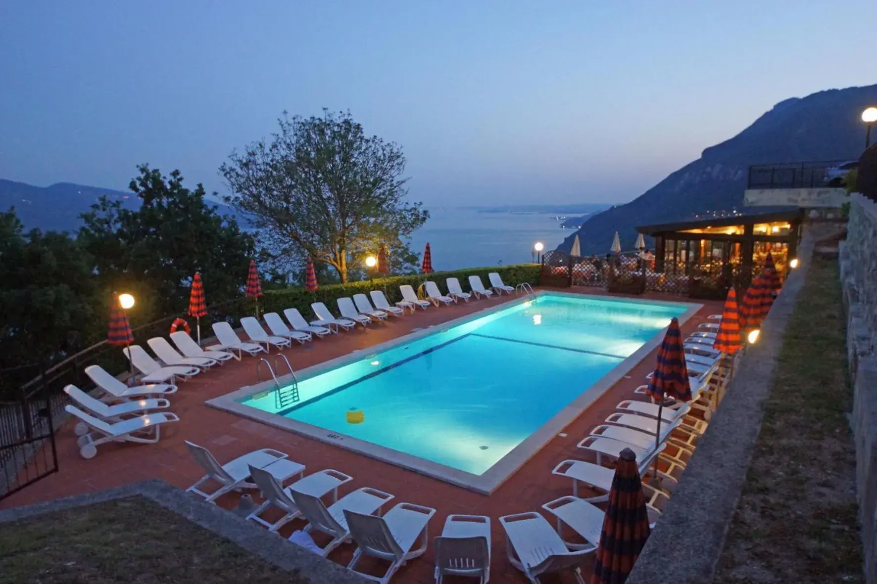 Swimming Pool in Hotel Residence La Rotonda