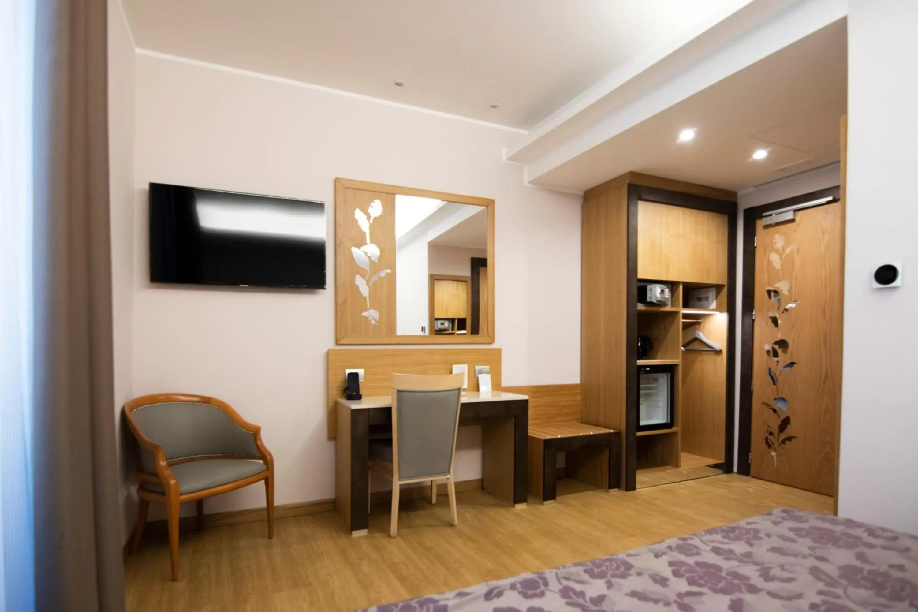 Bedroom, TV/Entertainment Center in Vibe Nazionale