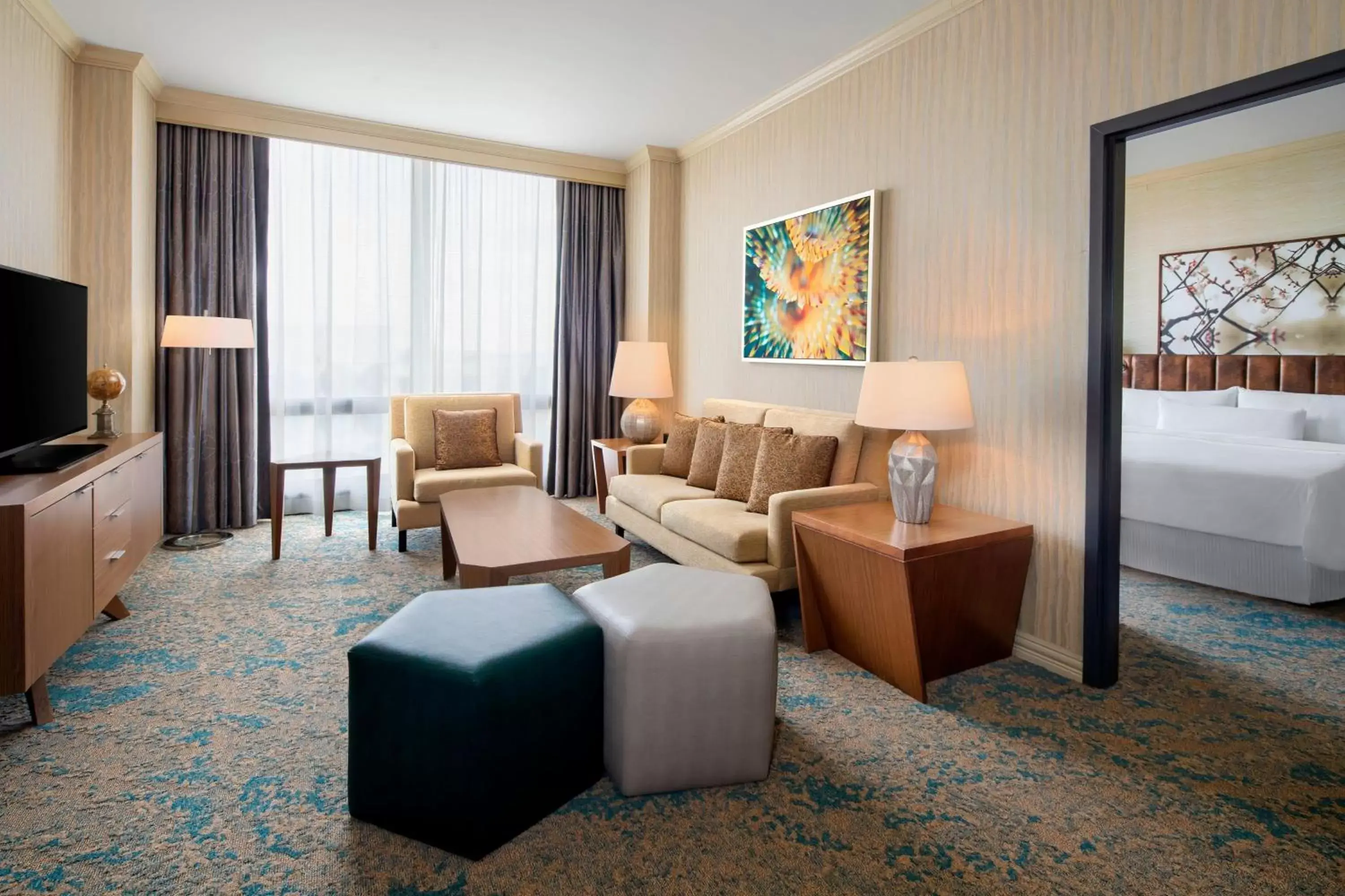 Living room, Seating Area in The Westin Crystal City Reagan National Airport