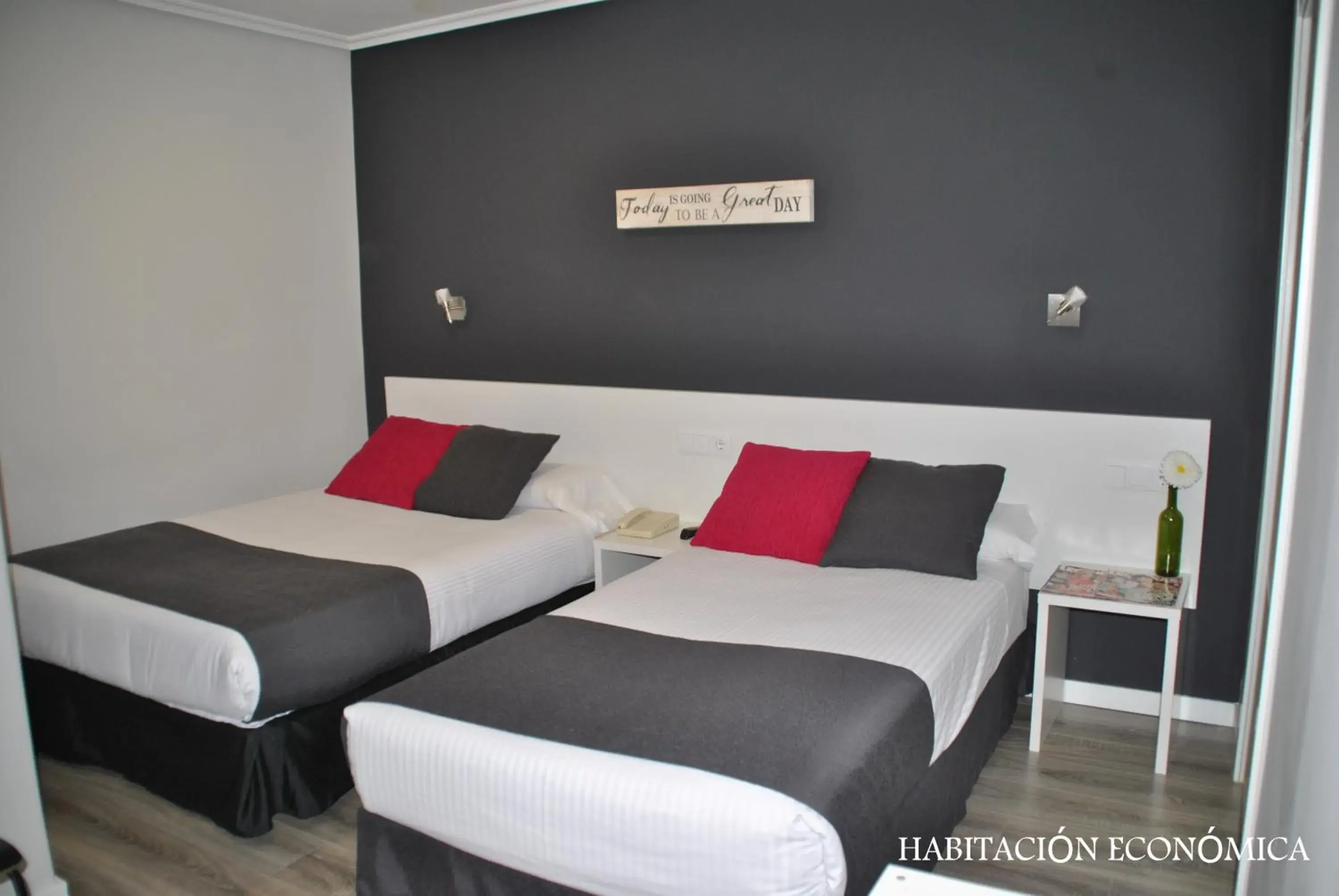Budget Double or Twin Room in Hotel Junquera Budget Double or Twin Room in Hotel Junquera