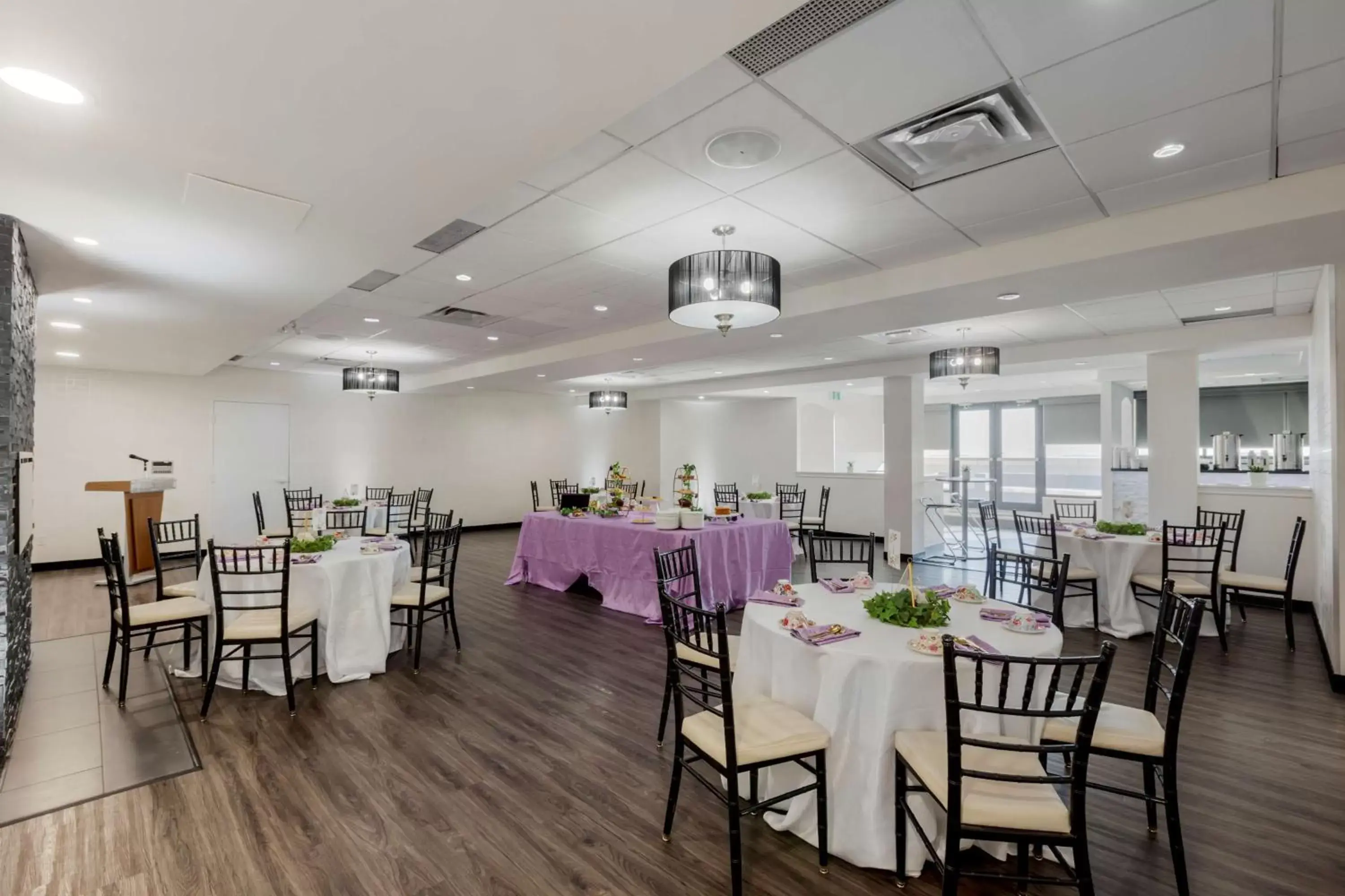 Banquet/Function facilities, Restaurant/Places to Eat in Hotel C by Carmen's, BW Premier Collection