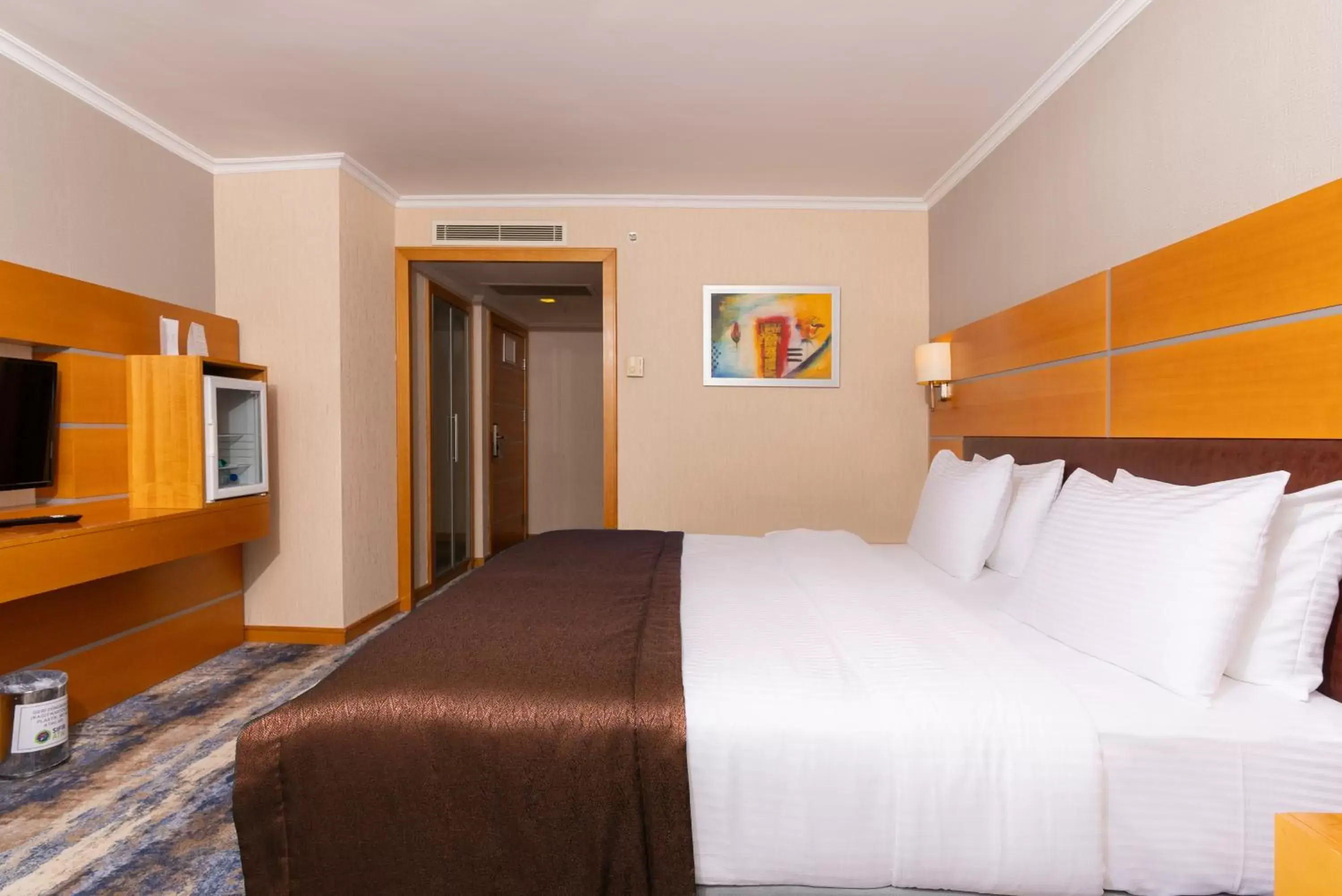 Bed in Ankara Plaza Hotel