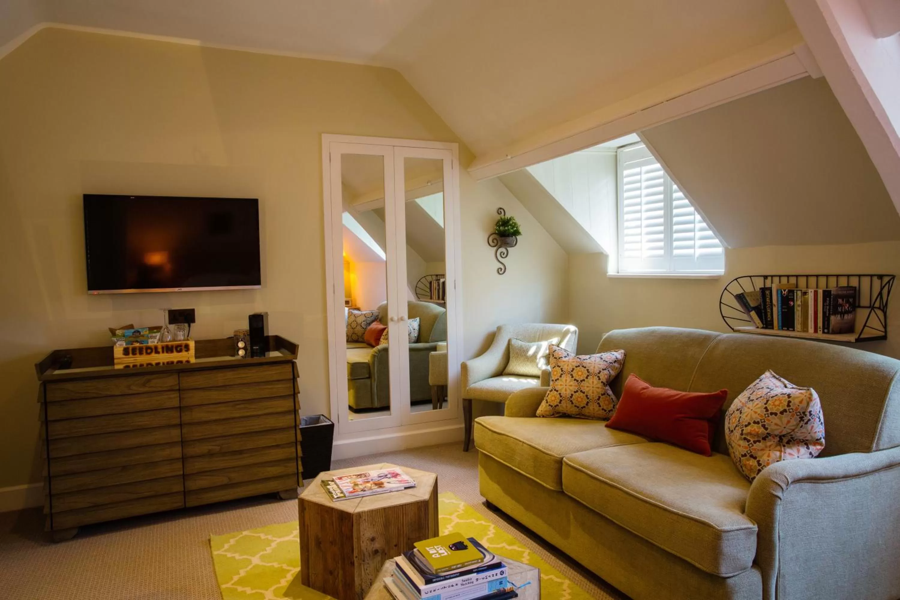 Living room, Seating Area in The Boot at Barnsley