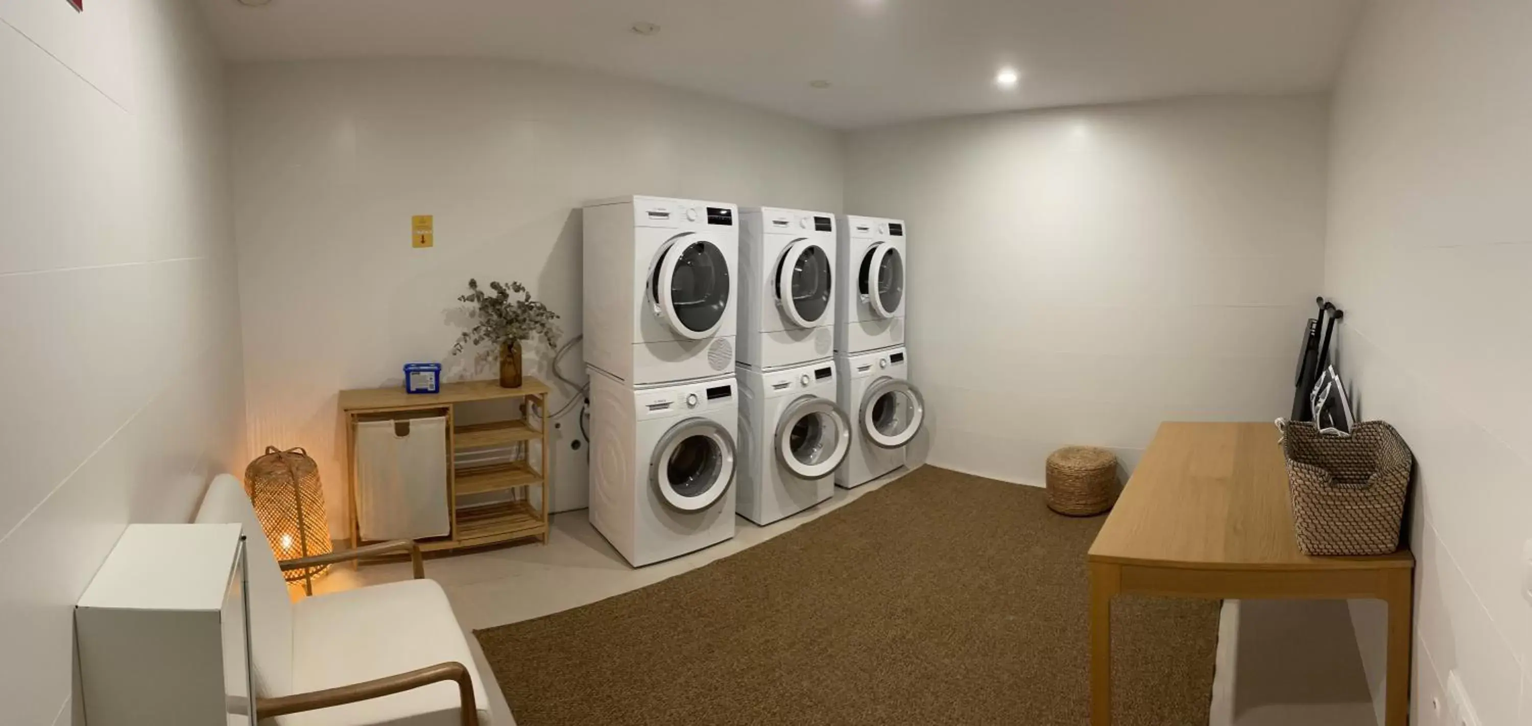 laundry in Cala Lanuza Suites