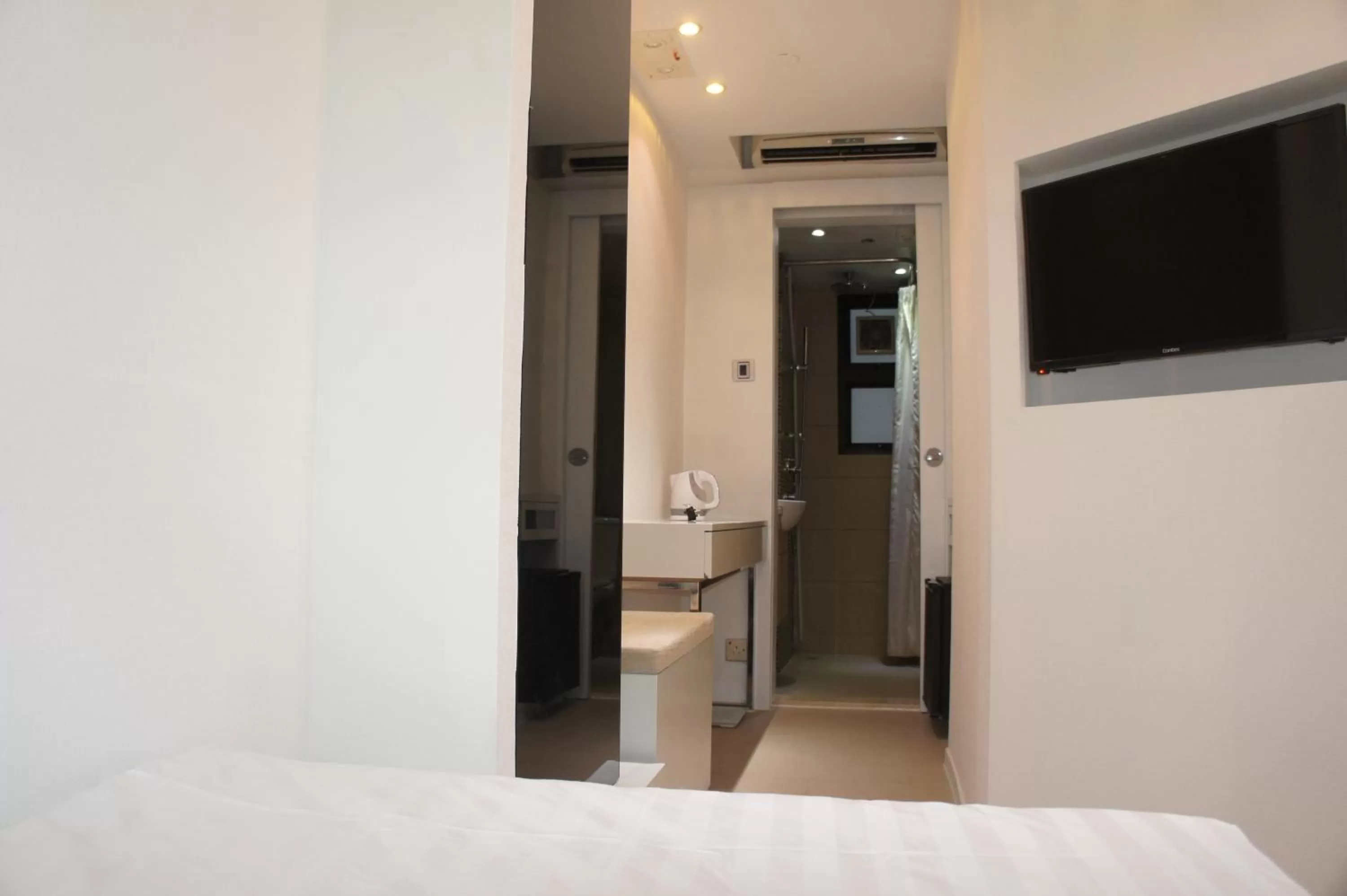 Decorative detail, Bed in Homy Central