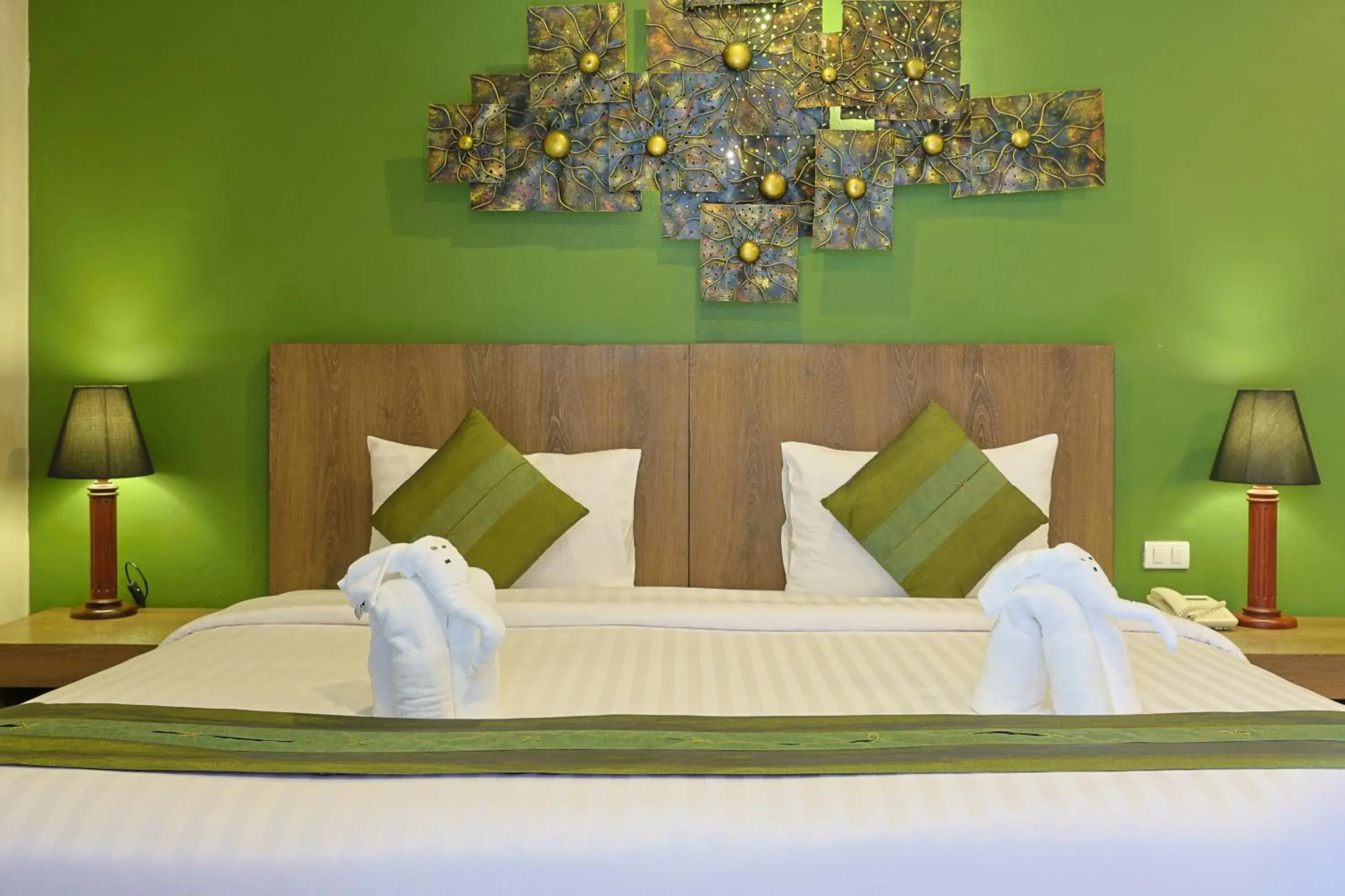 Deluxe Double or Twin Room in The Gig Hotel Deluxe Double or Twin Room in The Gig Hotel