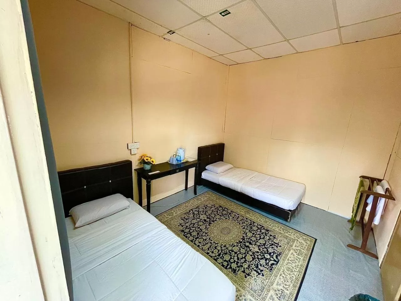 Standard Twin Room in DGeting Beach Resort