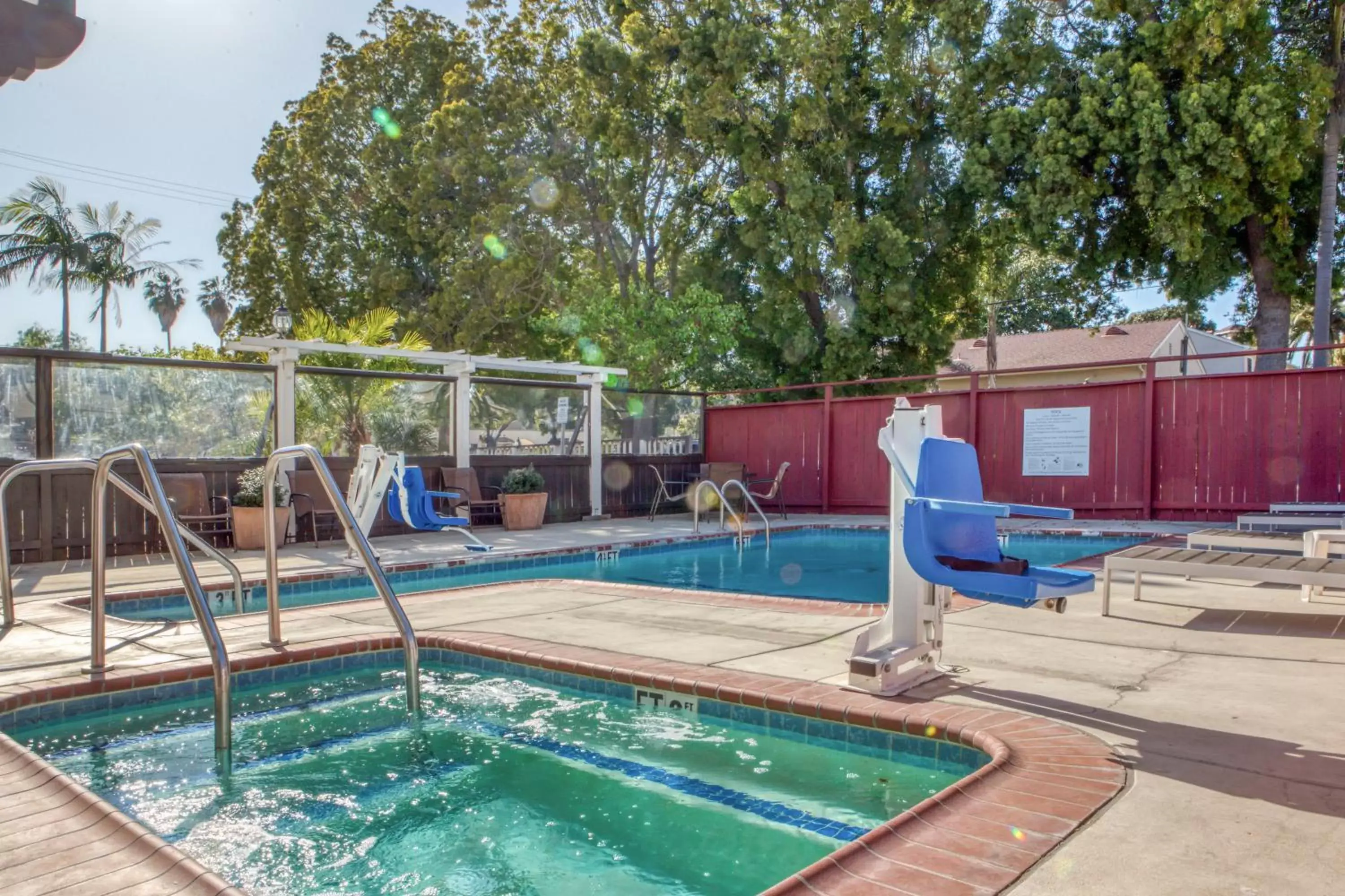 Swimming Pool in Avania Inn of Santa Barbara