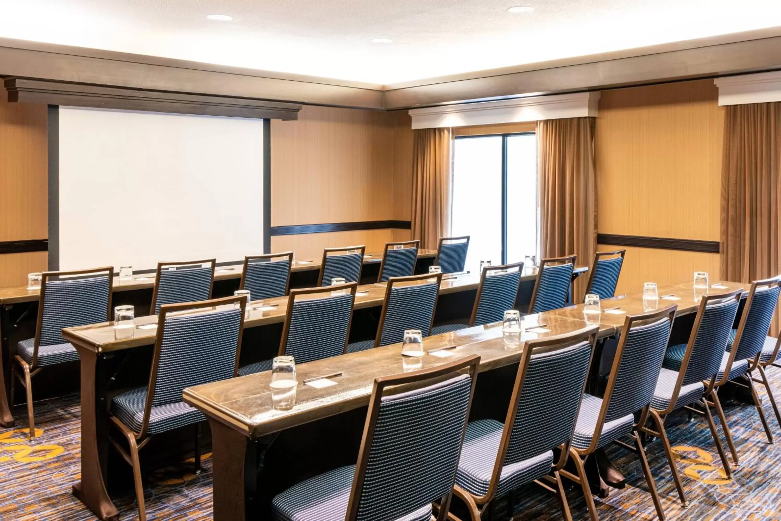 Meeting/conference room in Courtyard by Marriott Columbus Tipton Lakes