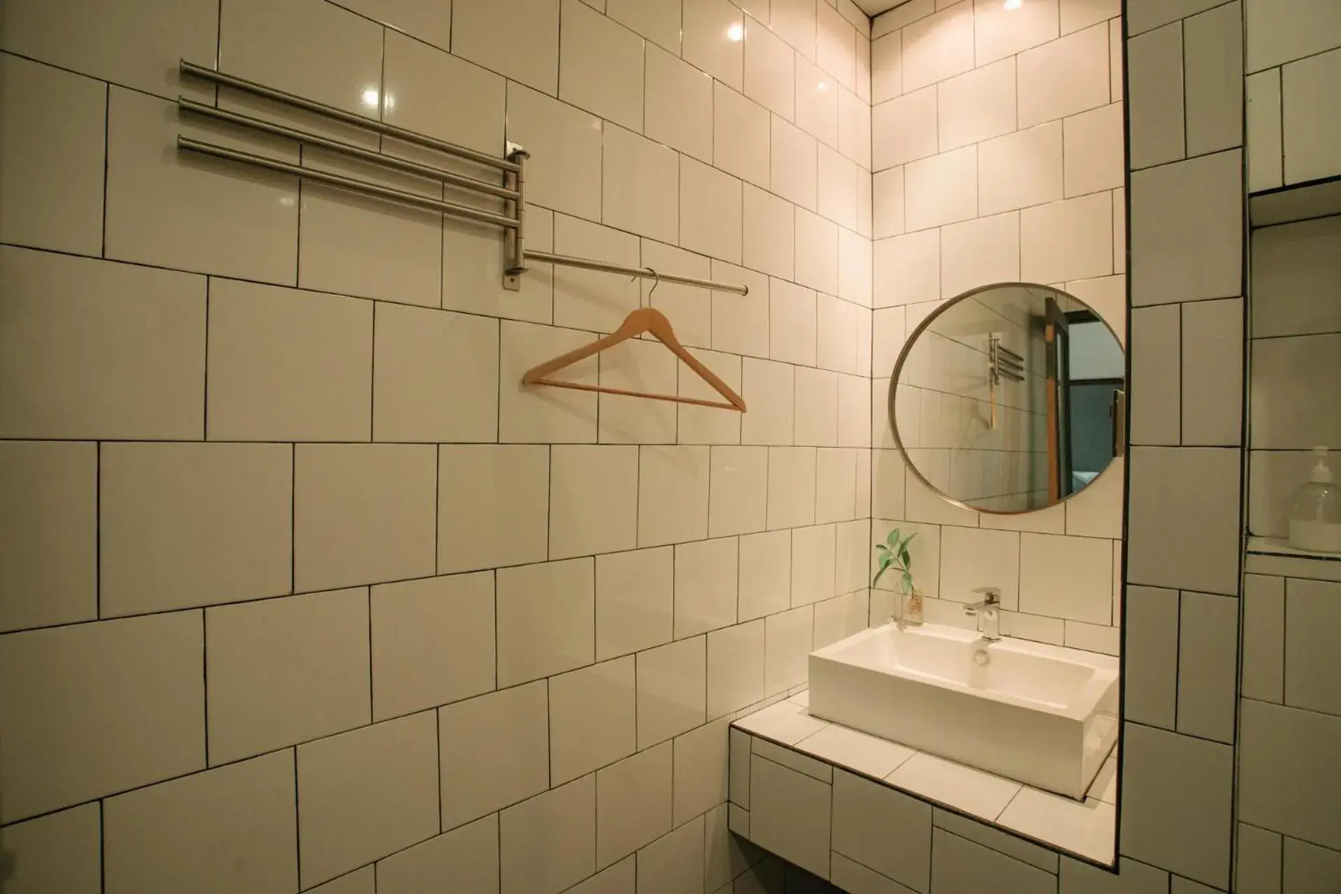 Bathroom in Fashen Poshtel