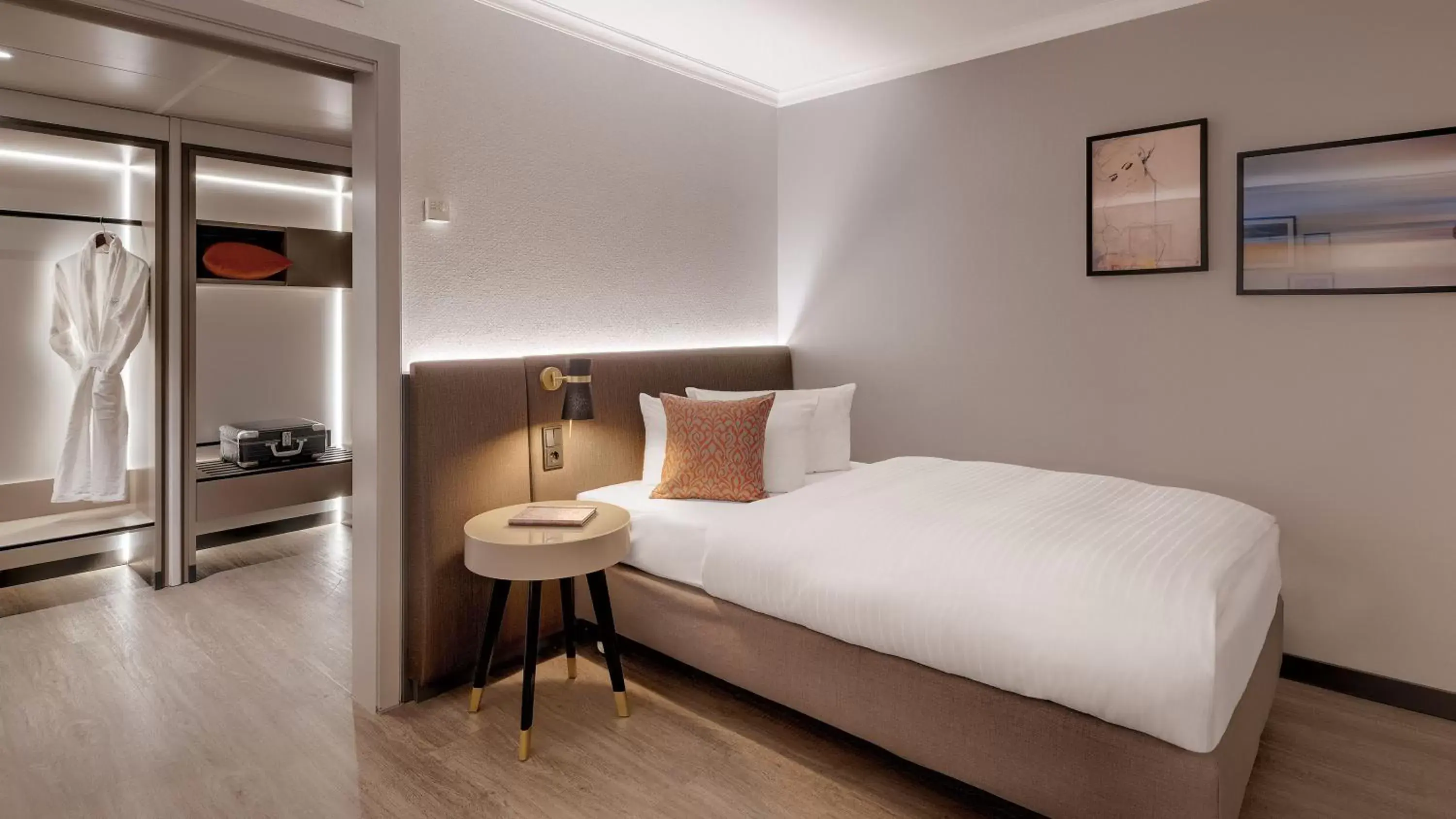 Bed in Bilderberg Bellevue Hotel Dresden Bed in Bilderberg Bellevue Hotel Dresden