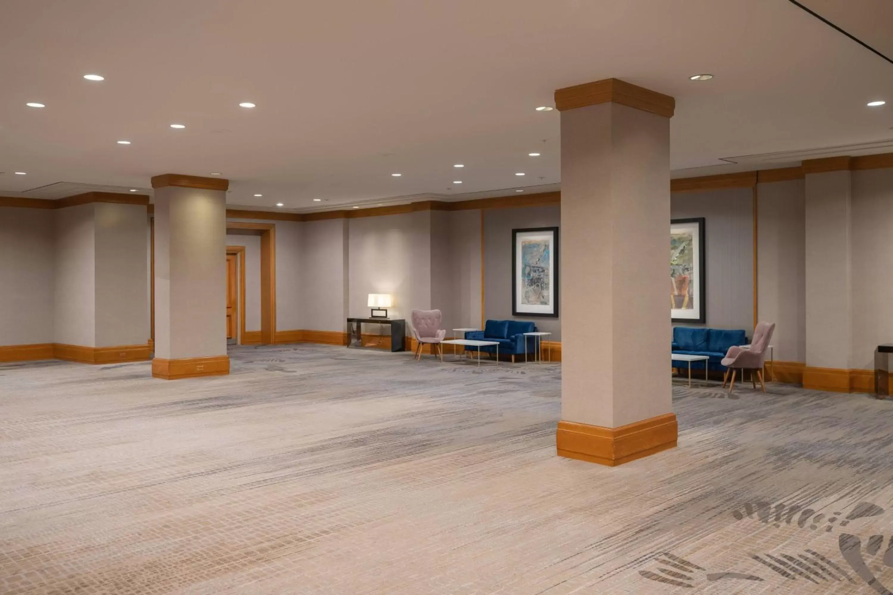 Meeting/conference room, Lobby/Reception in Renaissance Esmeralda Resort & Spa, Indian Wells