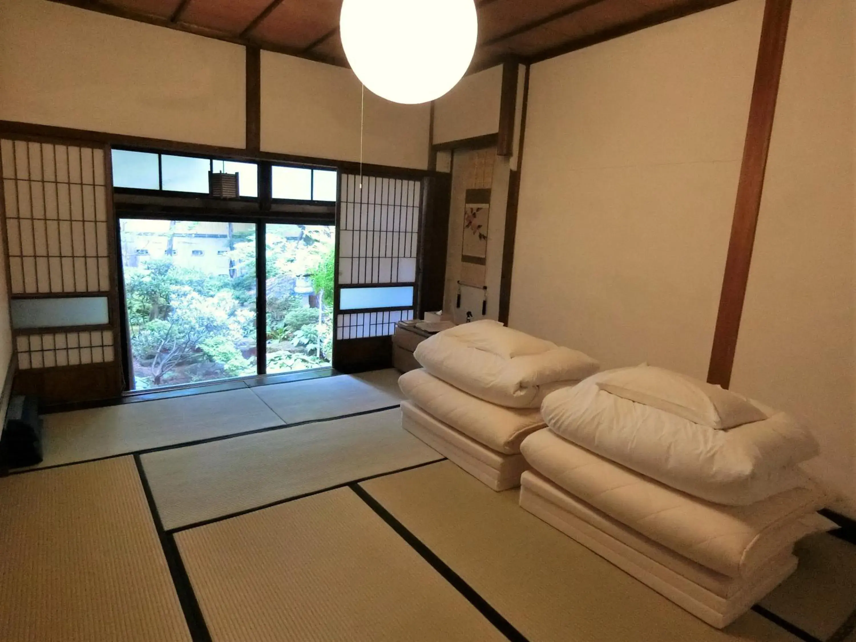 Photo of the whole room, Seating Area in TEMPLE HOTEL TAKAYAMA ZENKOJI