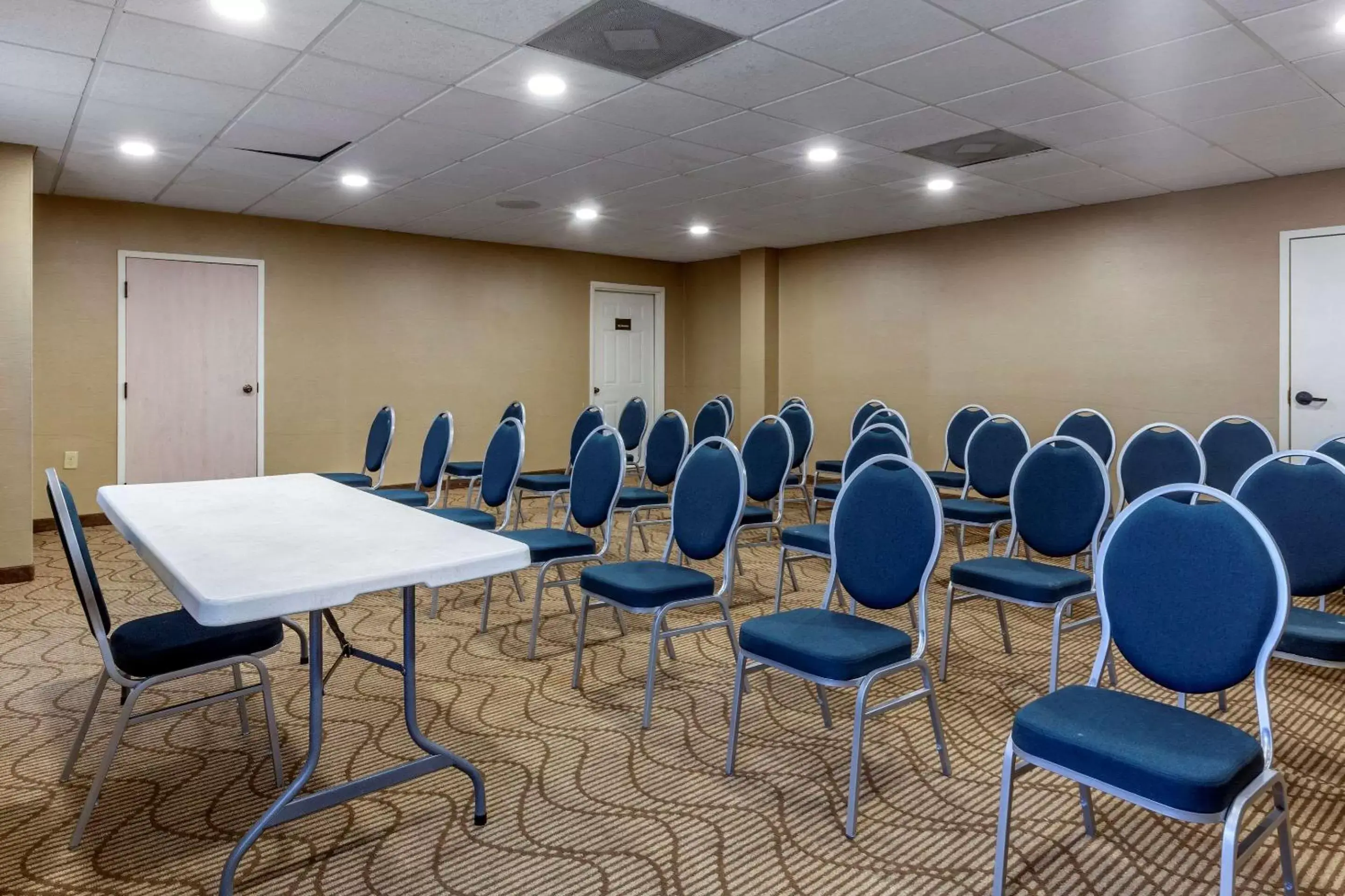Meeting/conference room in Comfort Suites Raleigh Walnut Creek