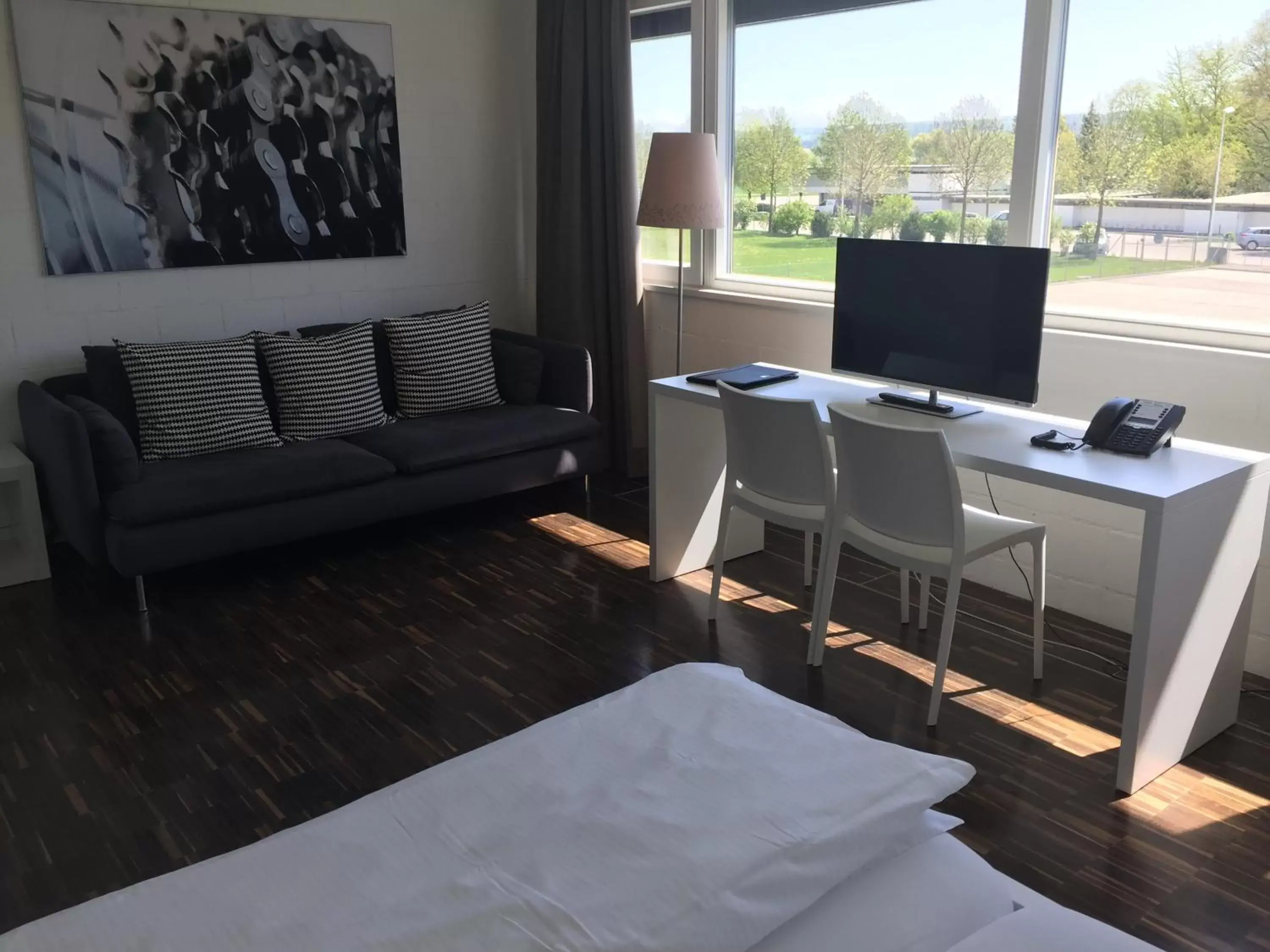 Seating area, TV/Entertainment Center in Hotel Tissot Velodrome