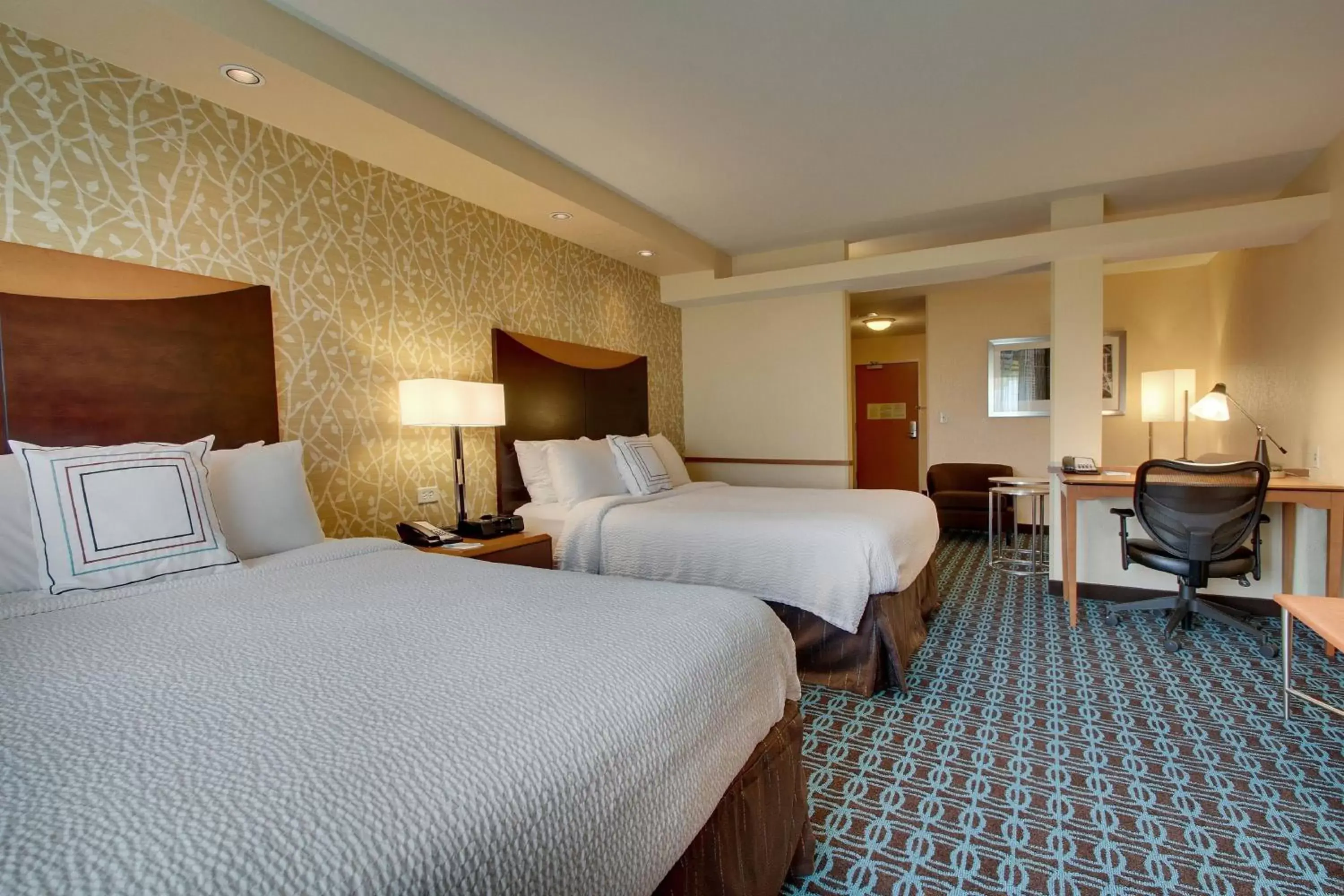 Bedroom, Bed in Fairfield Inn & Suites by Marriott Ottawa Starved Rock Area