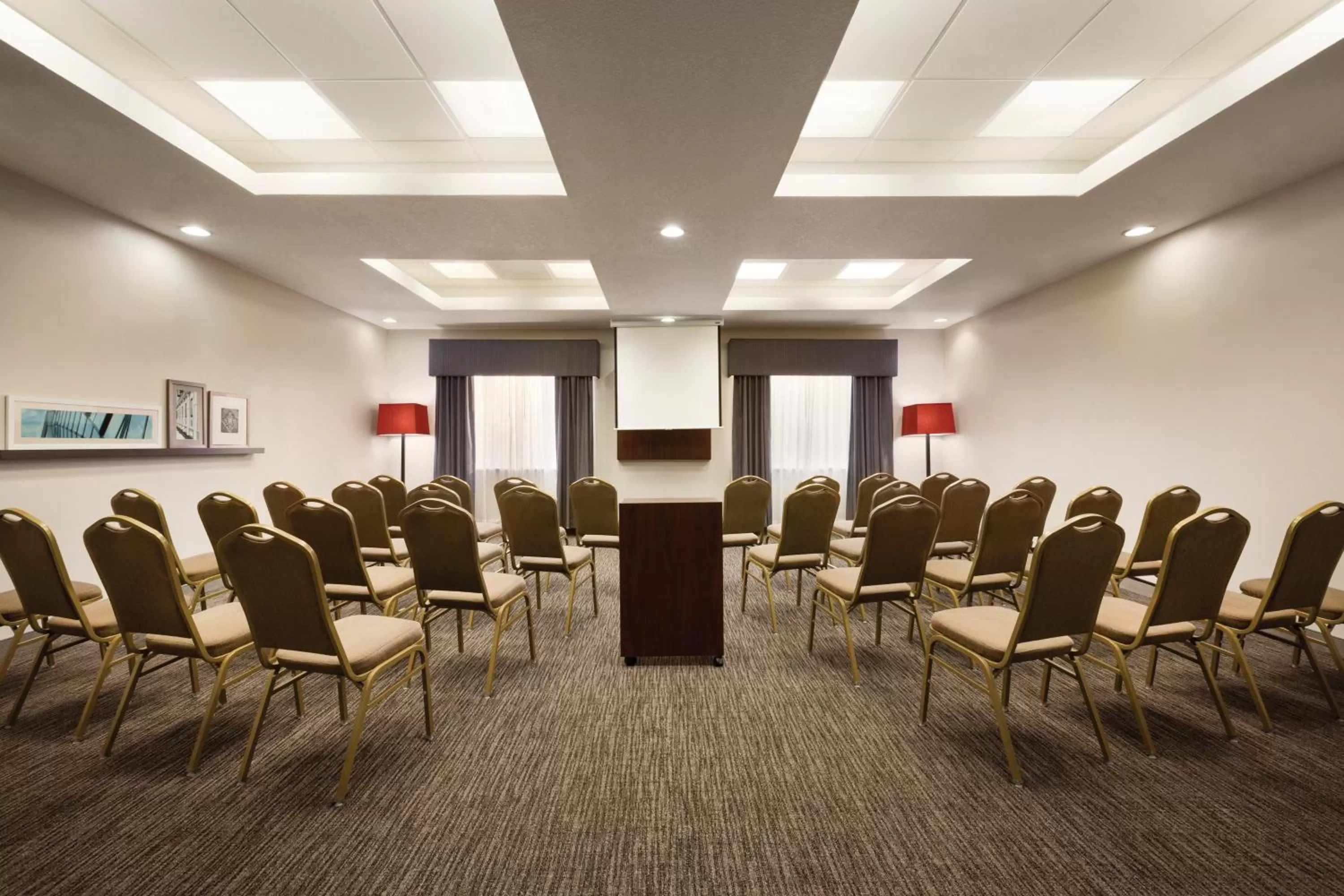 Communal lounge/ TV room in Country Inn & Suites by Radisson, St Petersburg - Clearwater, FL