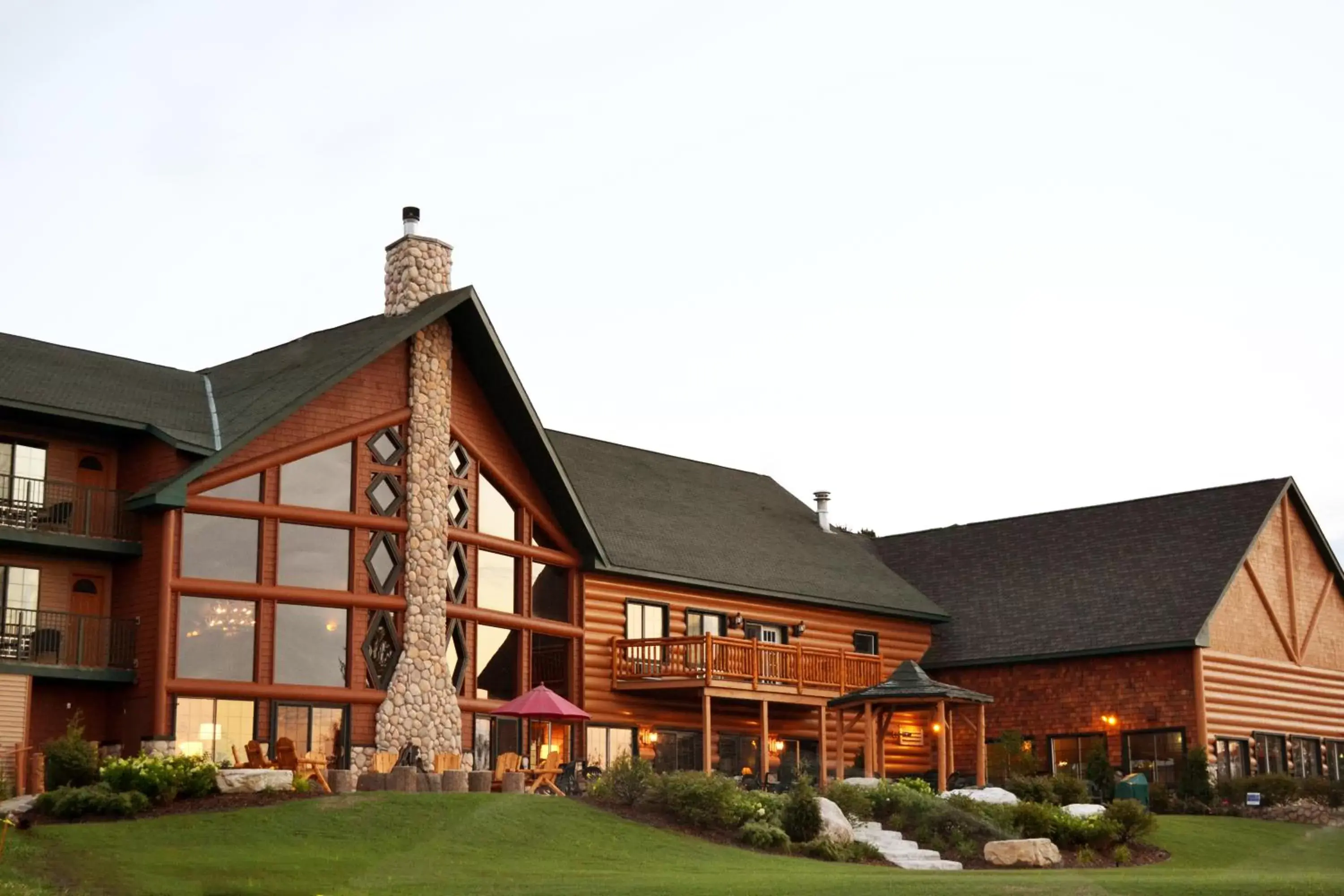 Property Building in Crooked River Lodge