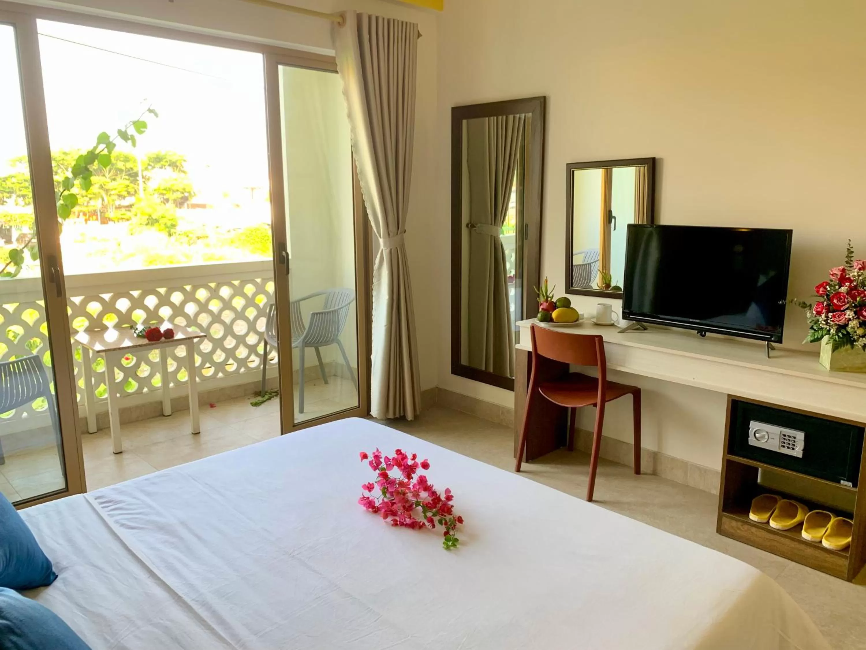 Bed in DE VIVRE HOI AN - Aman Boutique Hotel