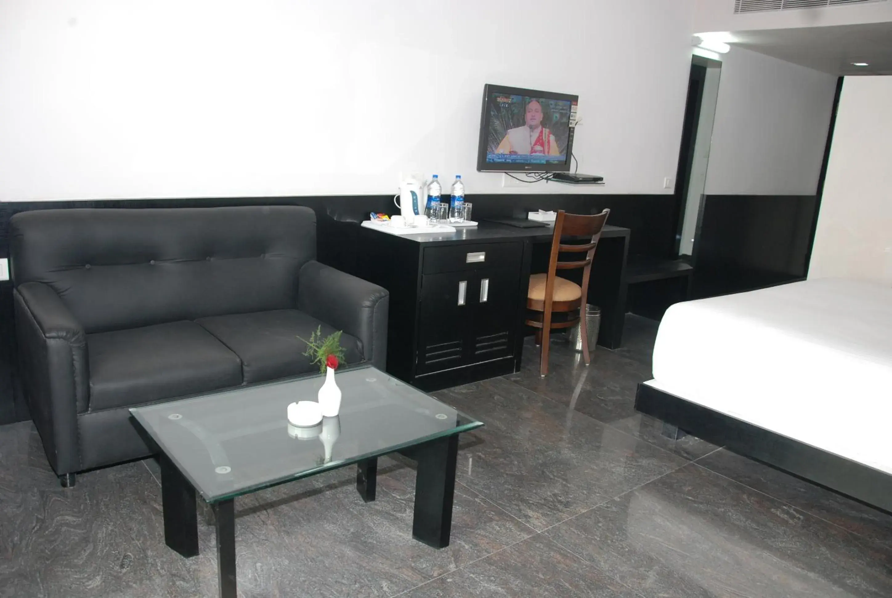 Photo of the whole room, Seating Area in Pride Ananya Resort Puri