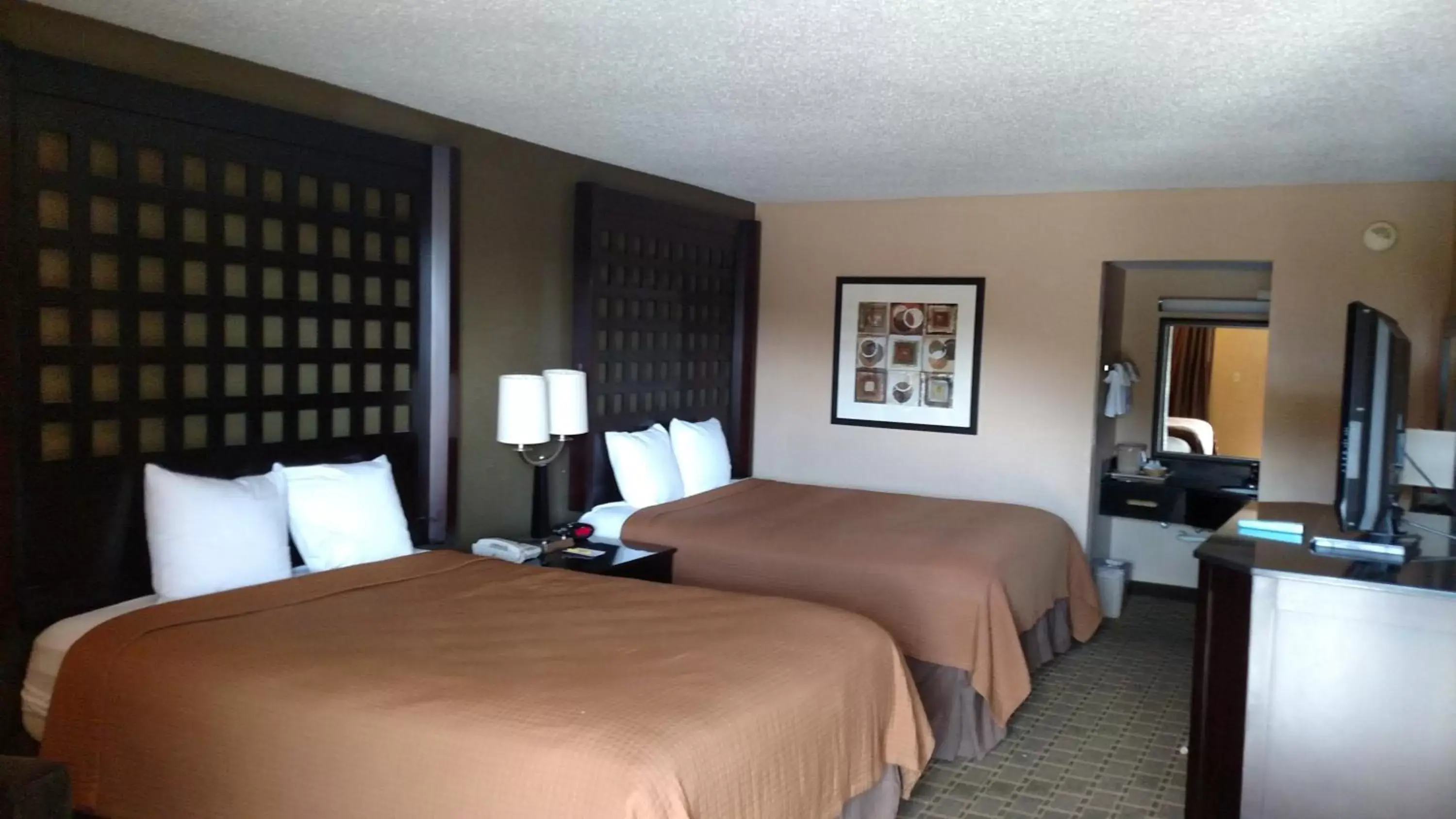 Queen Room with Two Queen Beds - Non-Smoking in Super 8 by Wyndham Atoka