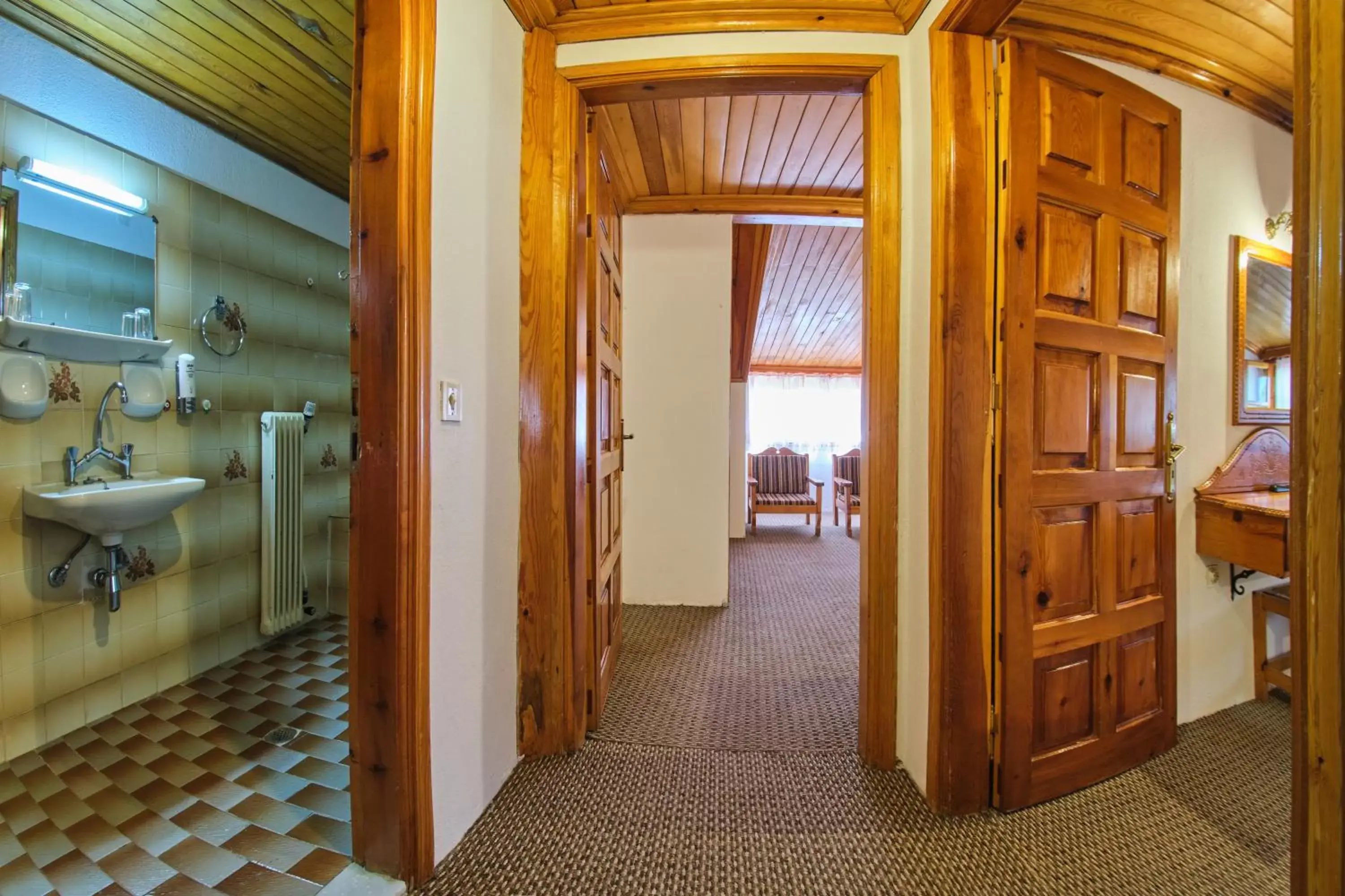 Bathroom in Hotel Victoria