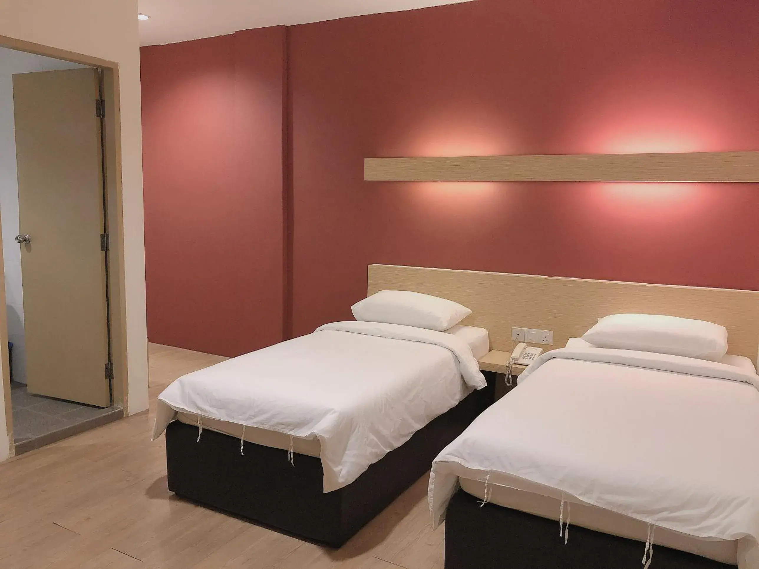 Deluxe Twin Room in Tras Mutiara Hotel Bentong Deluxe Twin Room in Tras Mutiara Hotel Bentong