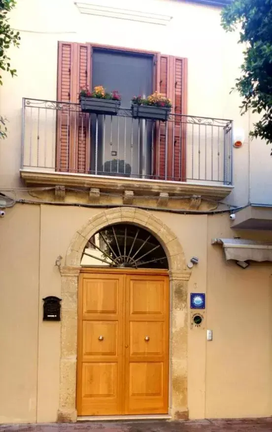 Property building, Facade/Entrance in La Corte del Geco