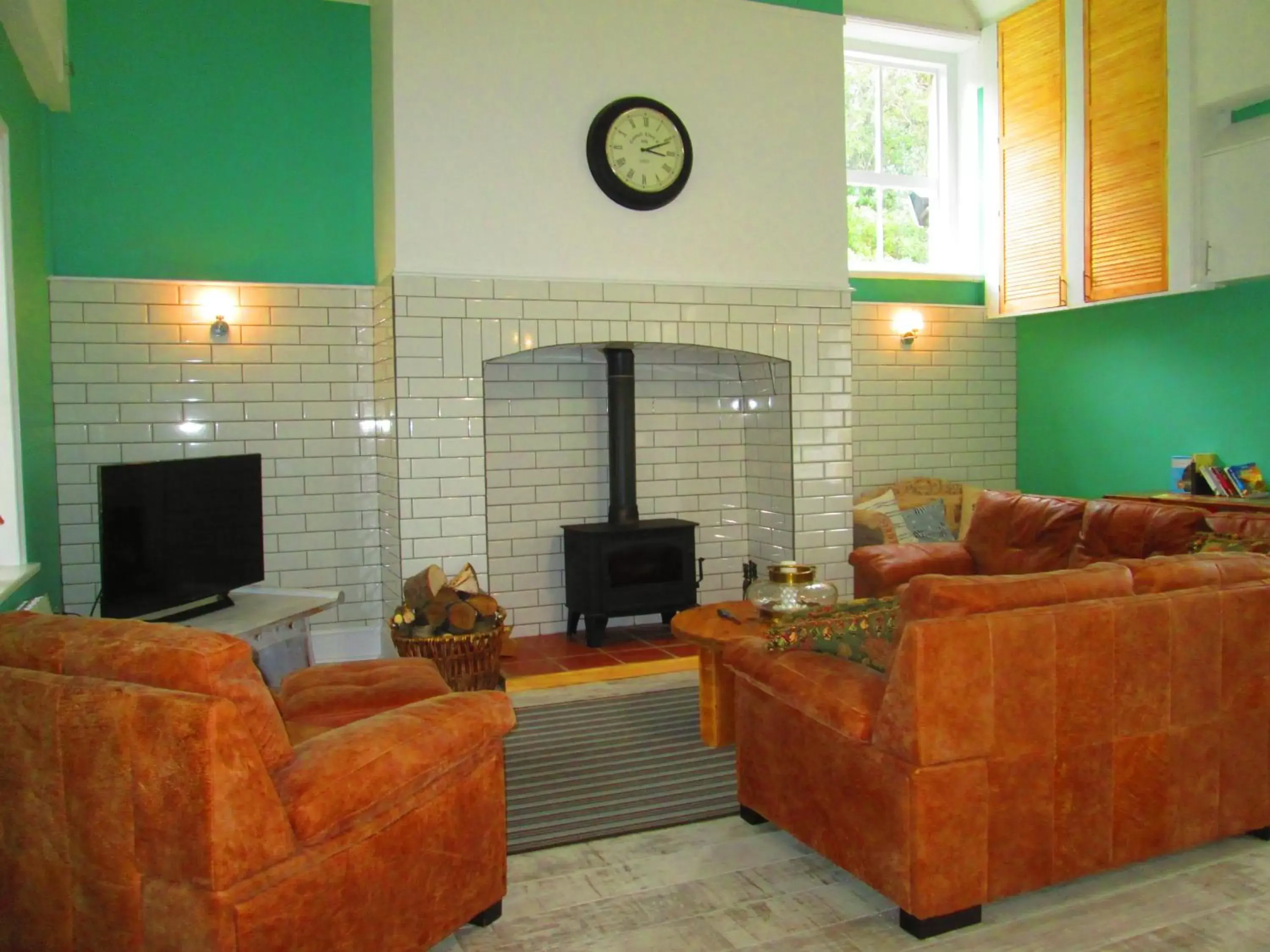 Living room, Seating Area in Weston Manor