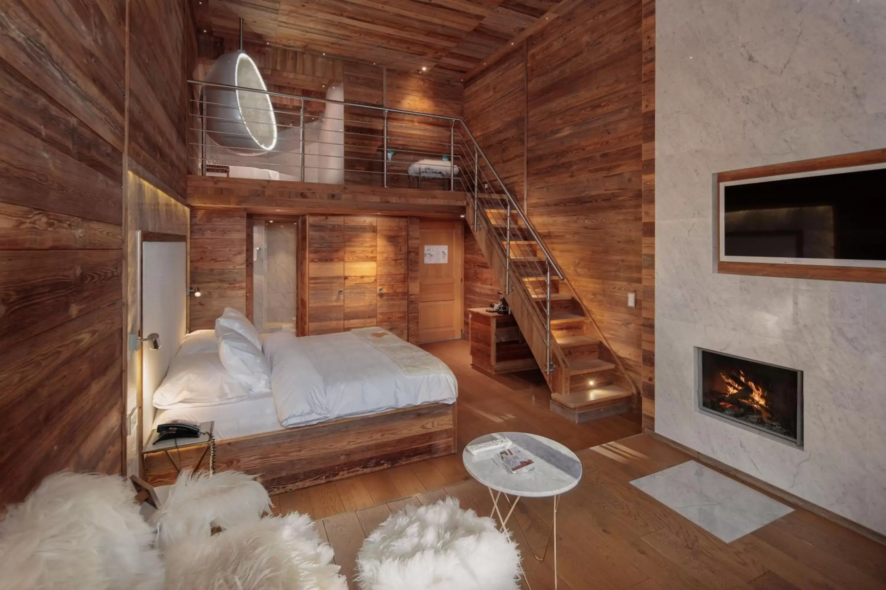 Living room in Hostellerie du Pas de l'Ours "Relais et Châteaux"