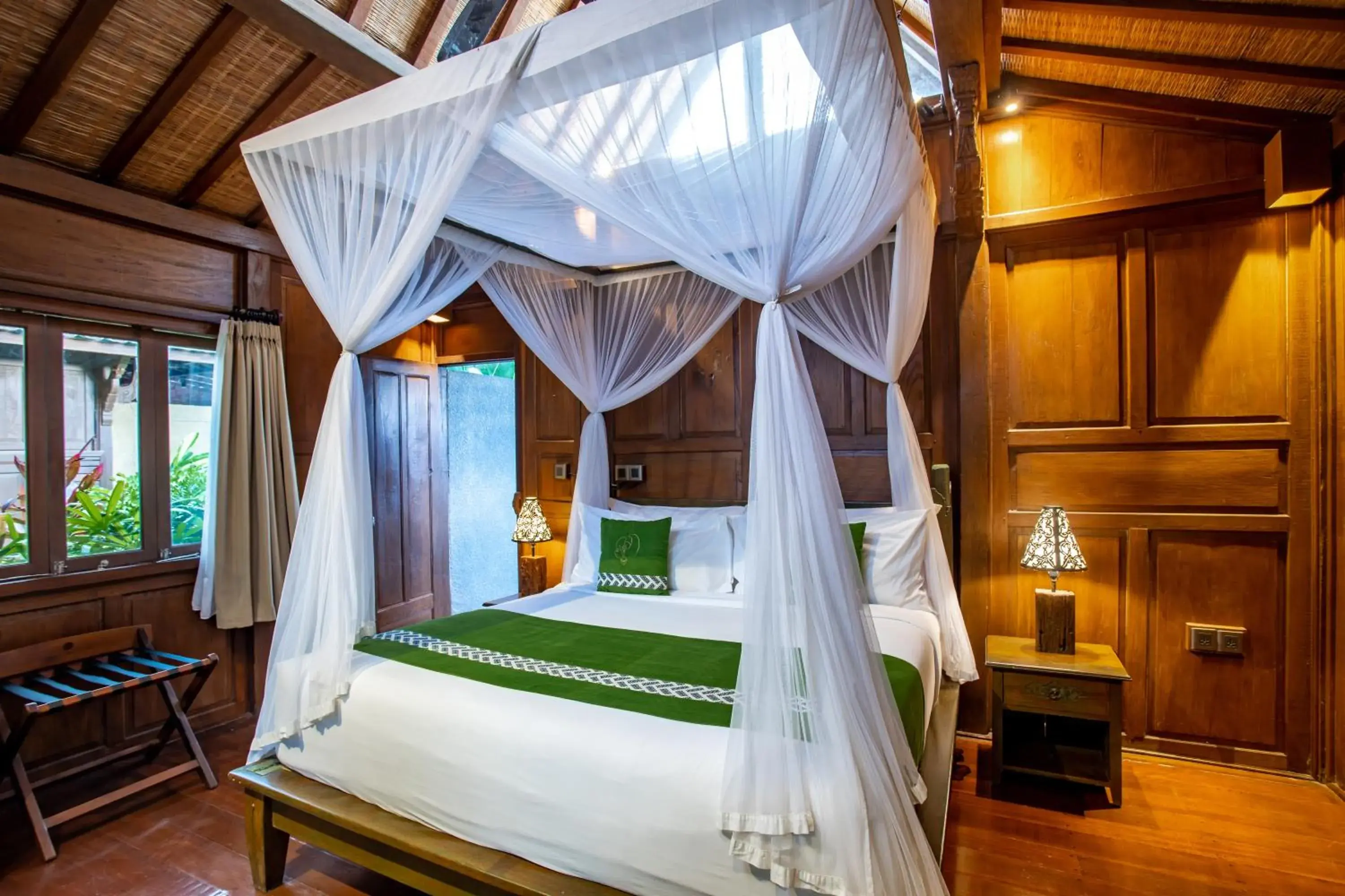 Bed in Arya Villas Ubud
