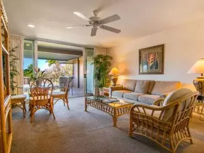 Seating Area in Kaanapali Maui at the Eldorado by OUTRIGGER