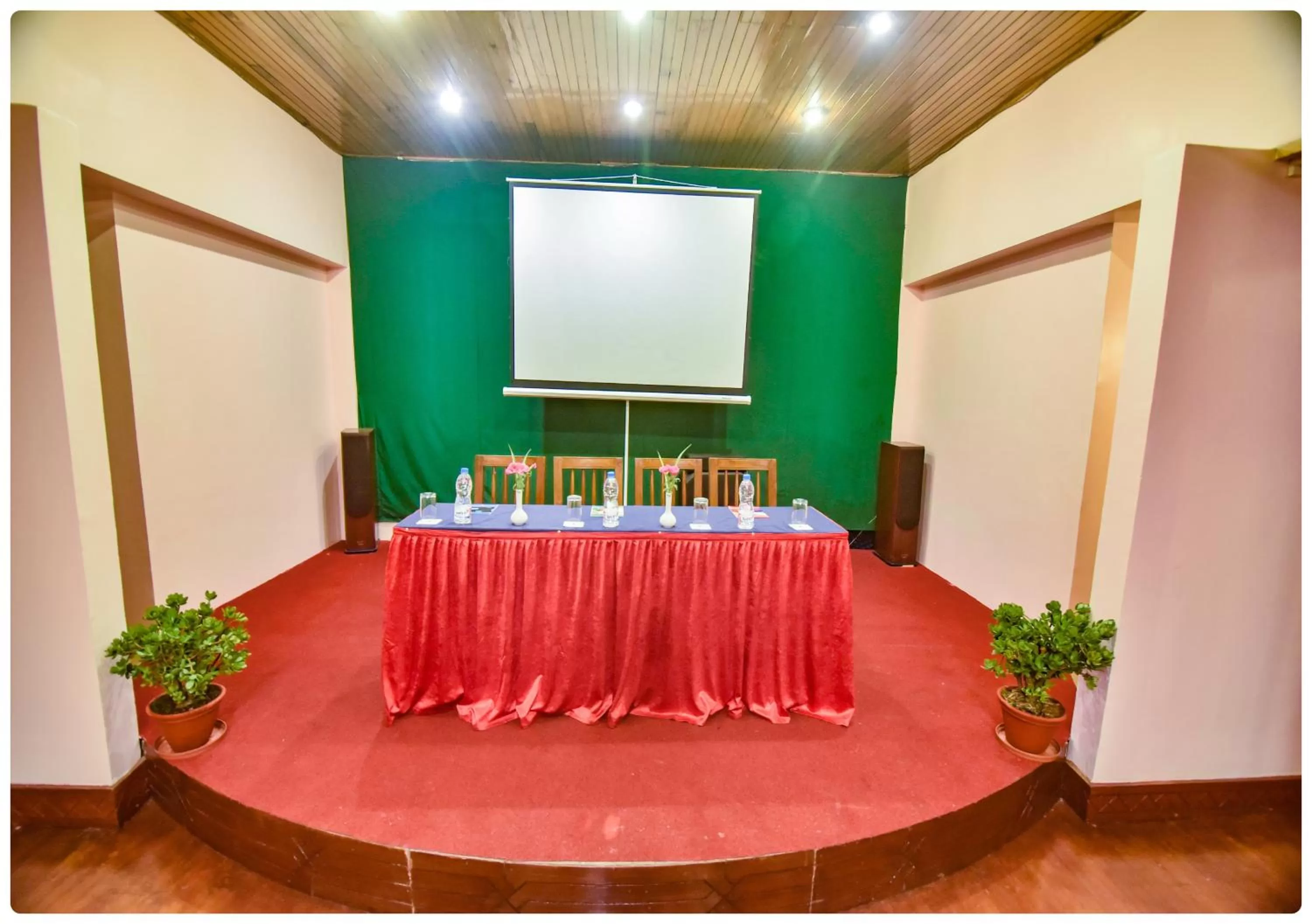 Meeting/conference room in Cedar Inn