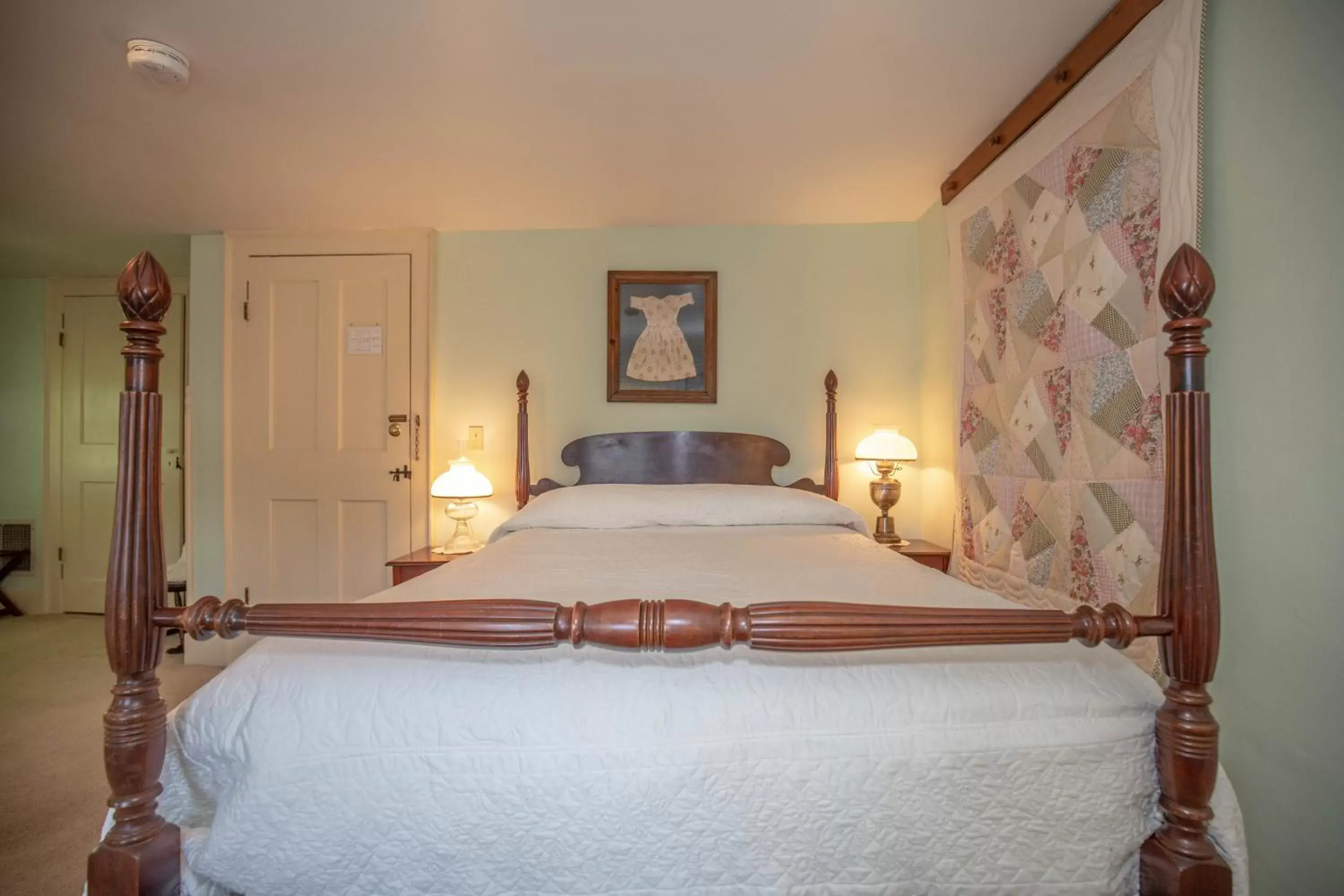 Bedroom, Bed in Clark Currier Inn