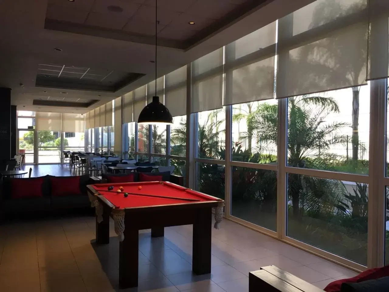 Restaurant/places to eat, Billiards in ibis Canoas Shopping