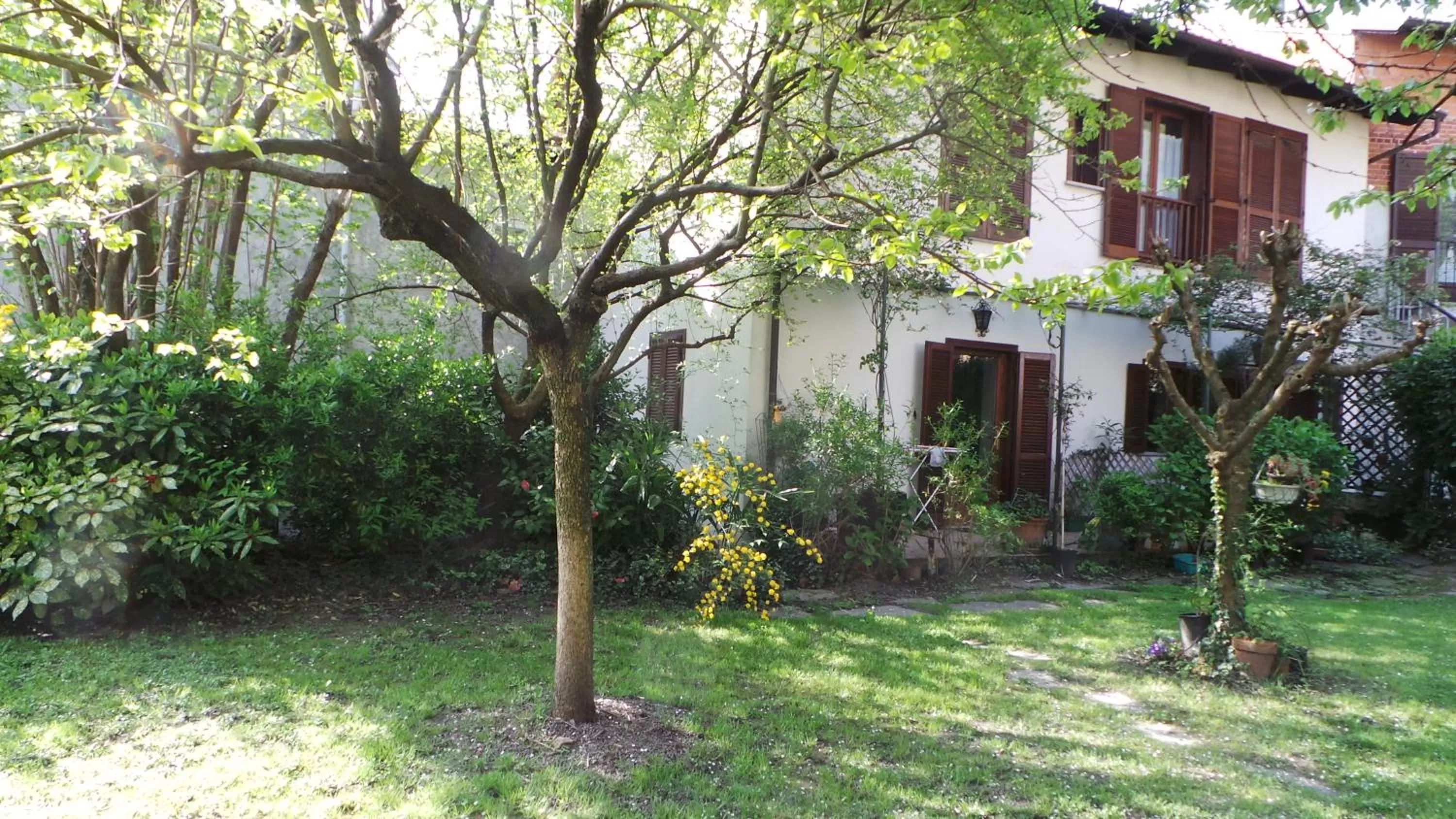 Property building, Garden in B&B La Rampichina