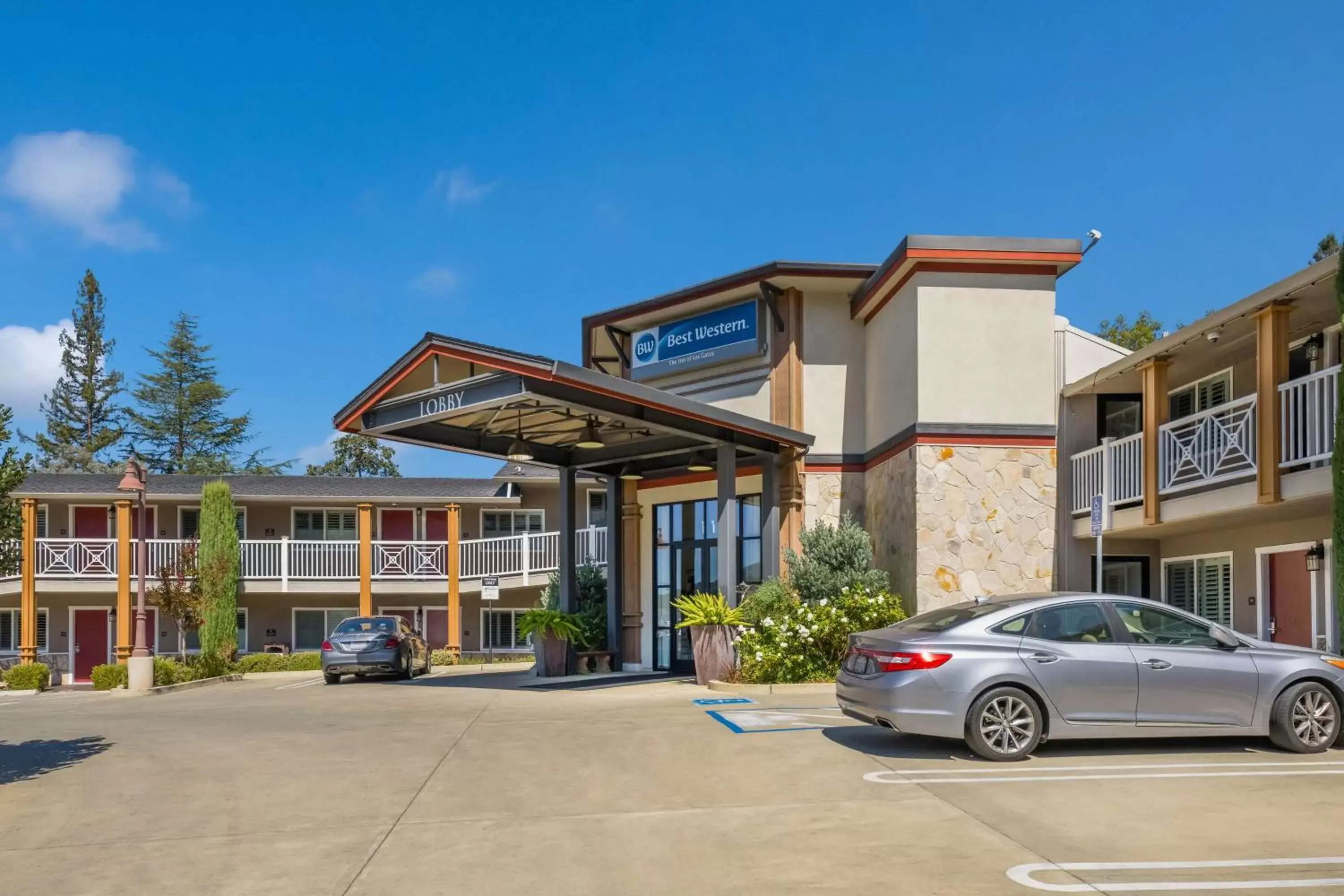 Property Building in BEST WESTERN the Inn of Los Gatos