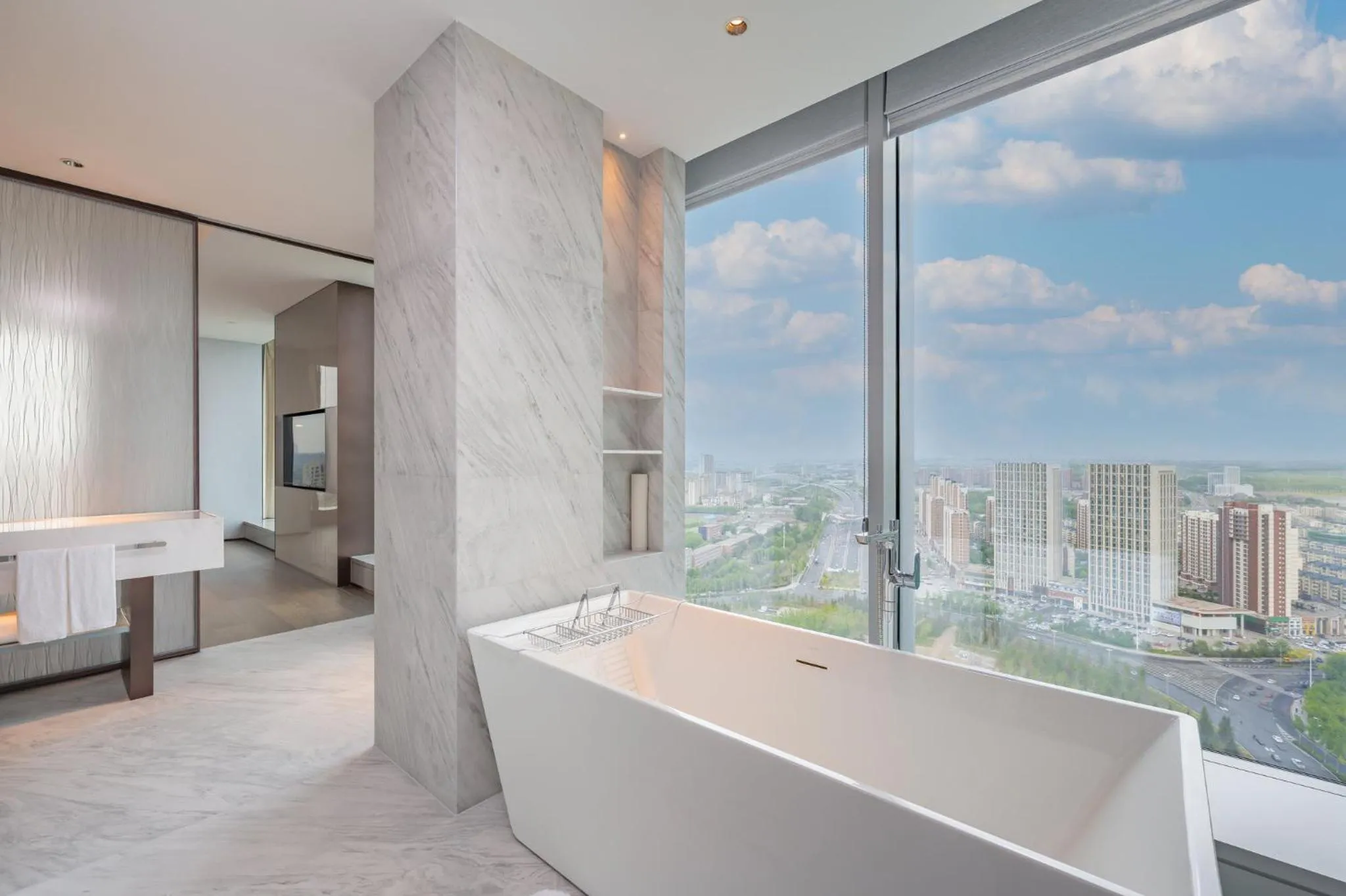 Photo of the whole room, Bed in Holiday Inn Changchun Oriental Plaza by IHG