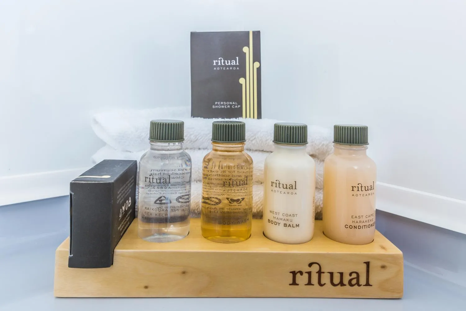 Twin Peaks Lakeside Inn