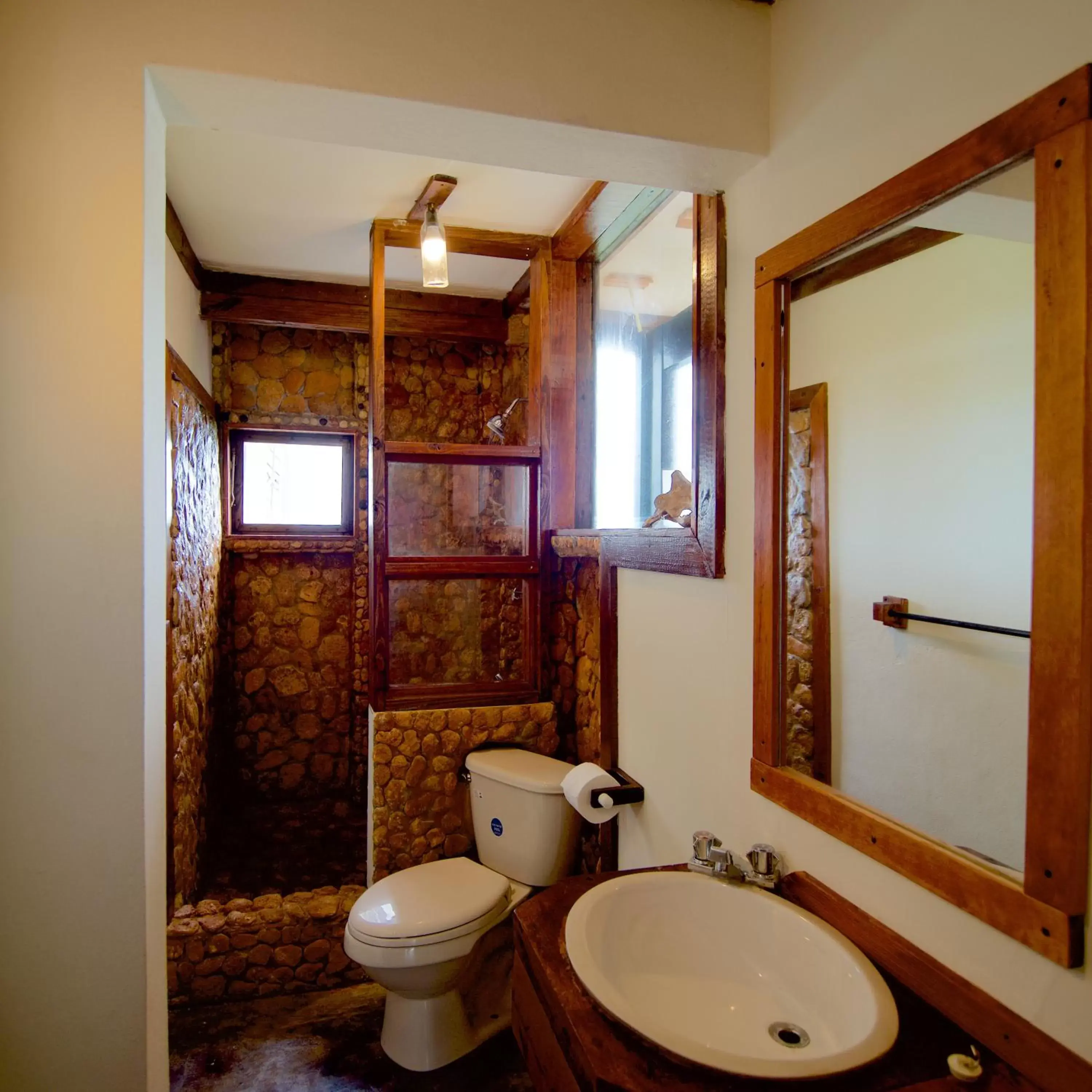 Bathroom in The Sea Cliff Hotel Resort & Spa