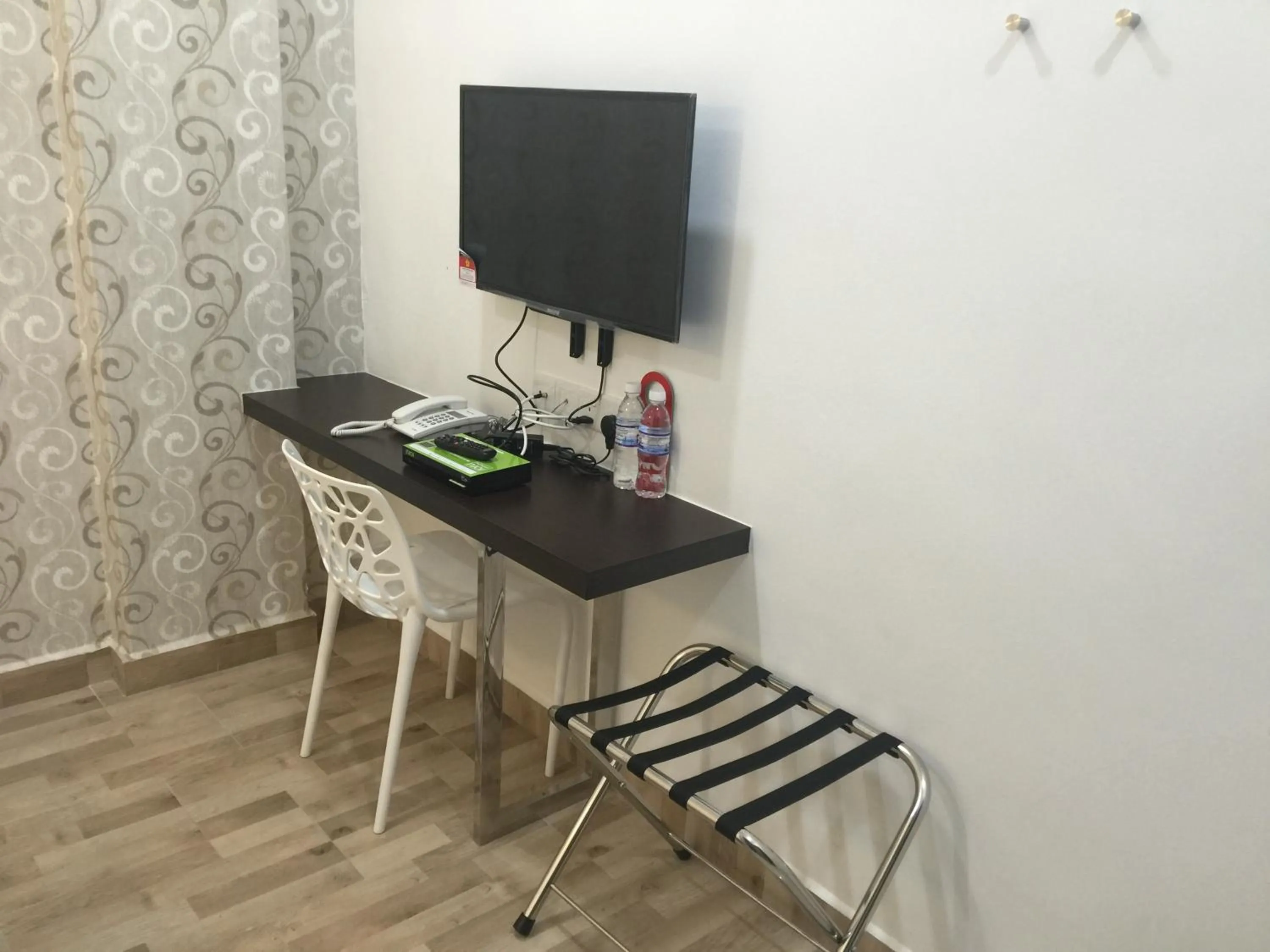 TV and multimedia in Apple Inn Hotel