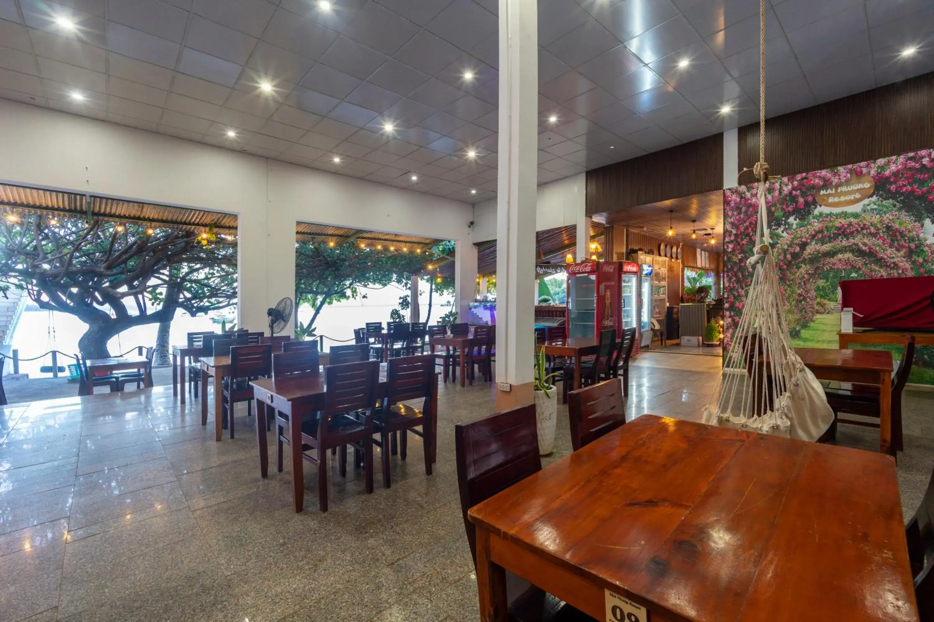 Restaurant/Places to Eat in Mai Phuong Resort Phu Quoc