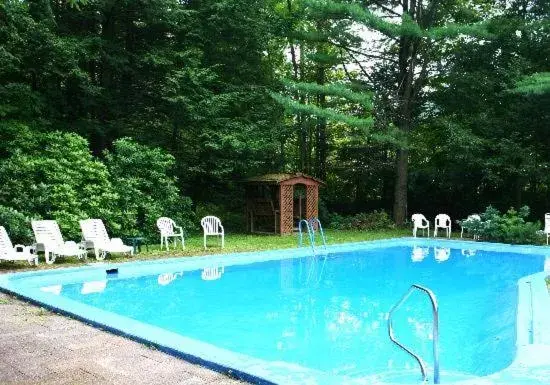 Swimming Pool in Stay Berkshires