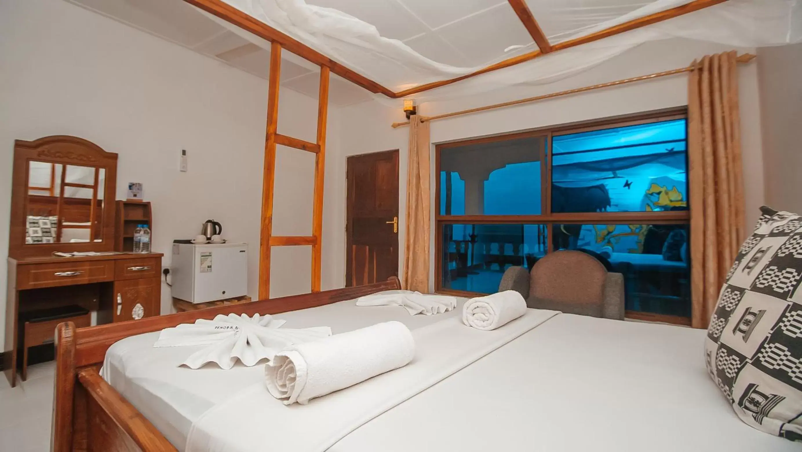 Bedroom, Bed in Zenobia Beach Resort