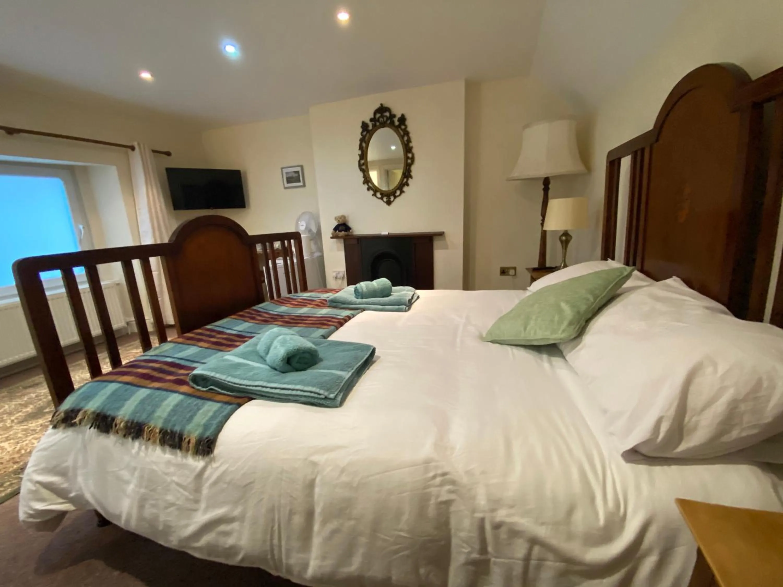 Bedroom, Bed in Station House, Dartmoor and Coast located, Village centre Hotel