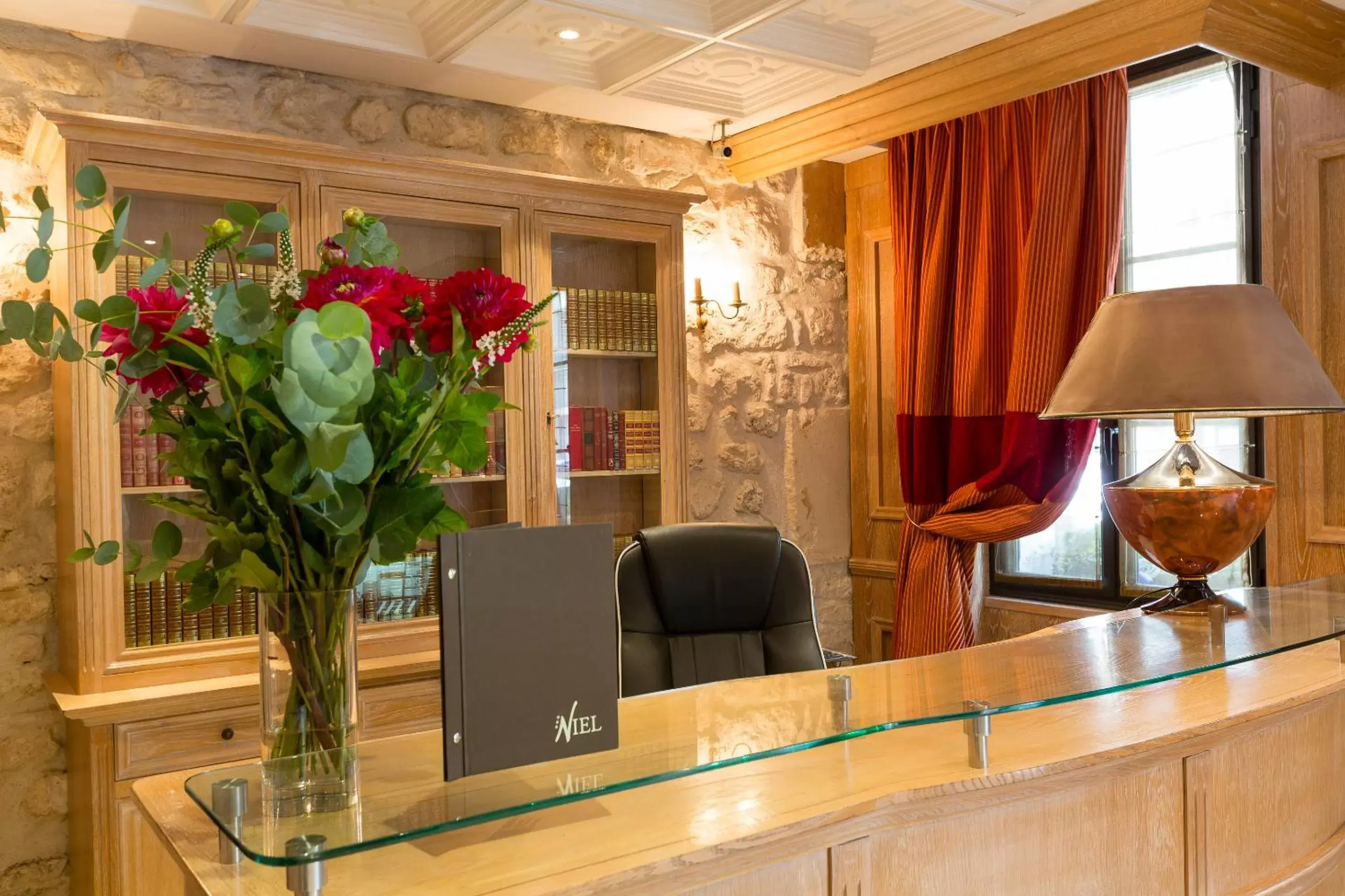 Lobby or reception, Lobby/Reception in Elysees Niel Hotel