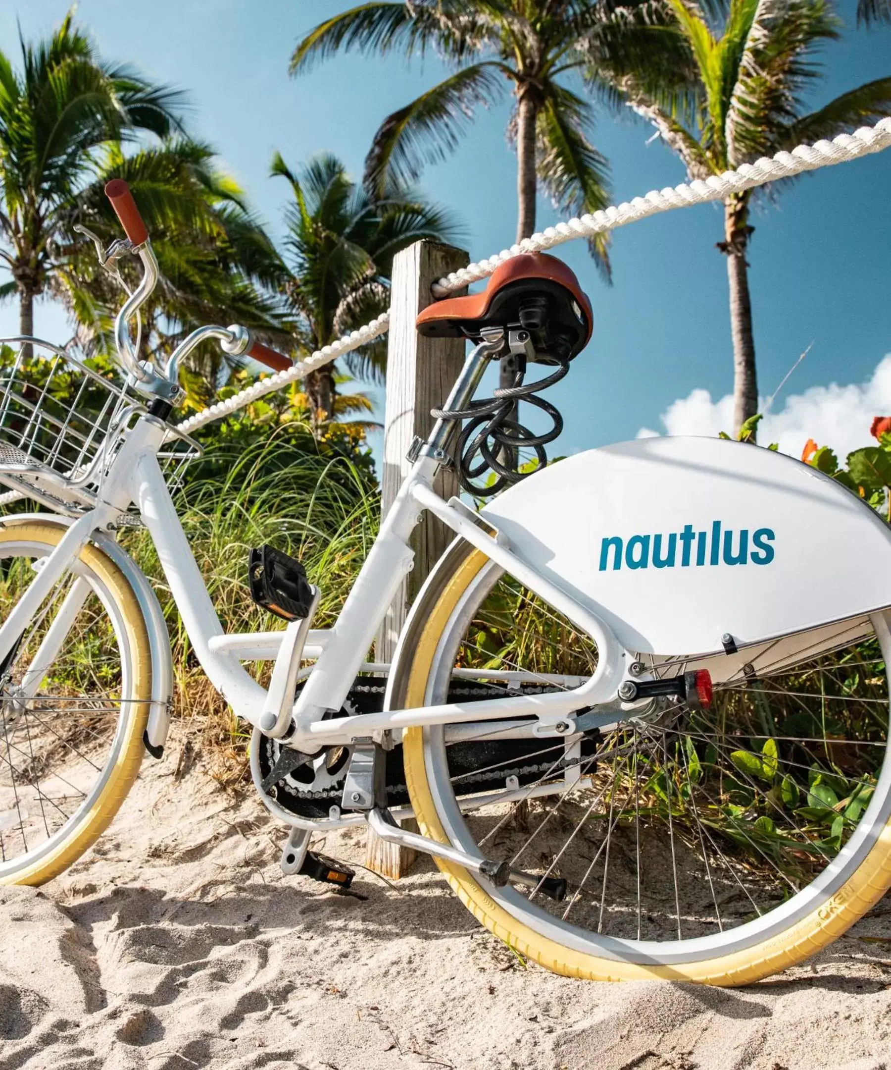 Cycling, Biking in Nautilus Sonesta Miami Beach