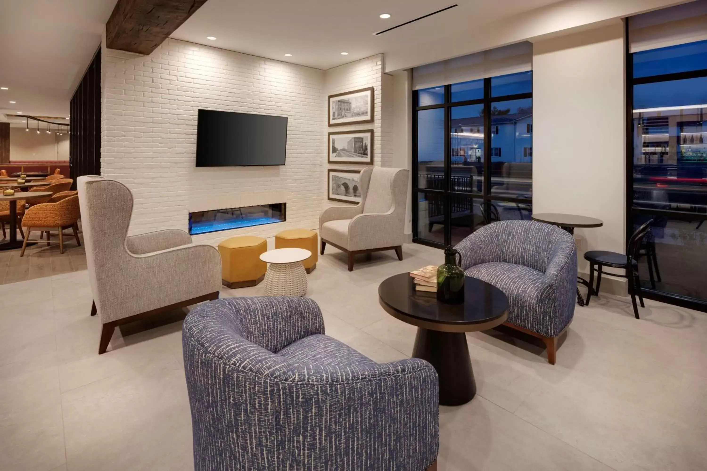 Lobby or reception, Seating Area in Hilton Garden Inn Haymarket